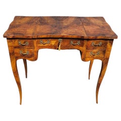 19 C Louis XV Style French Country Poudreuse