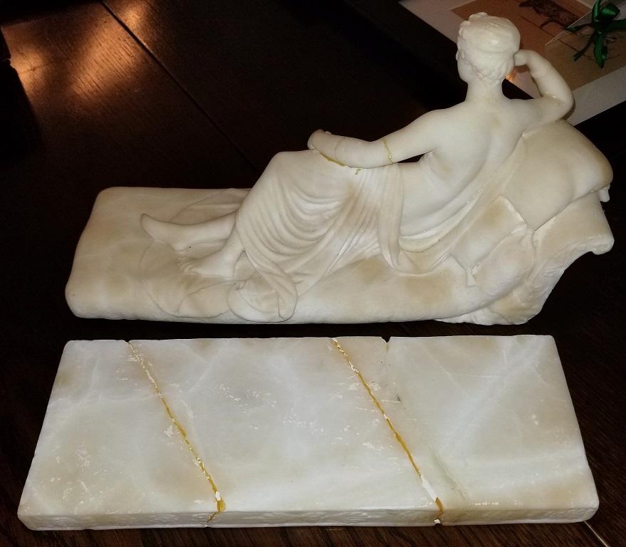 19th Century Marble of Venus Reclining 1