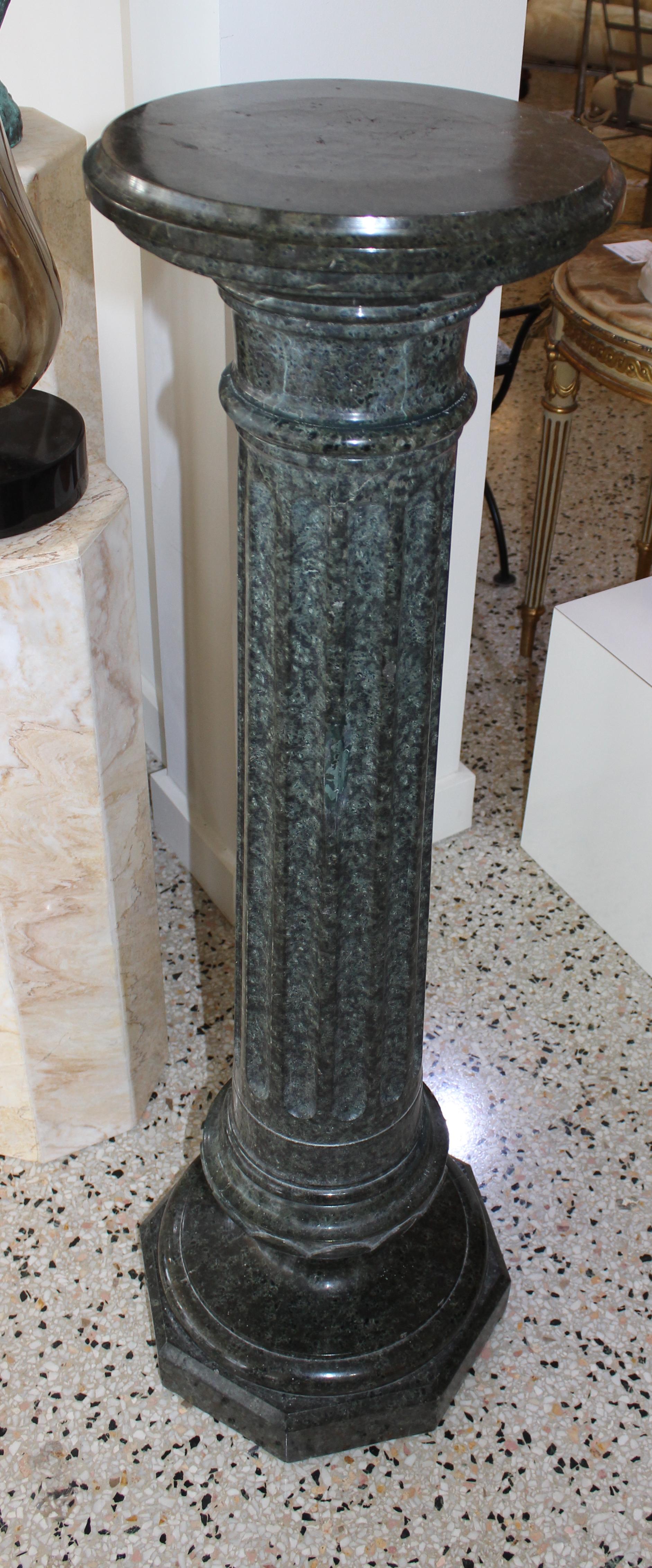 Italian Dark Green Marble Pedestal For Sale at 1stDibs