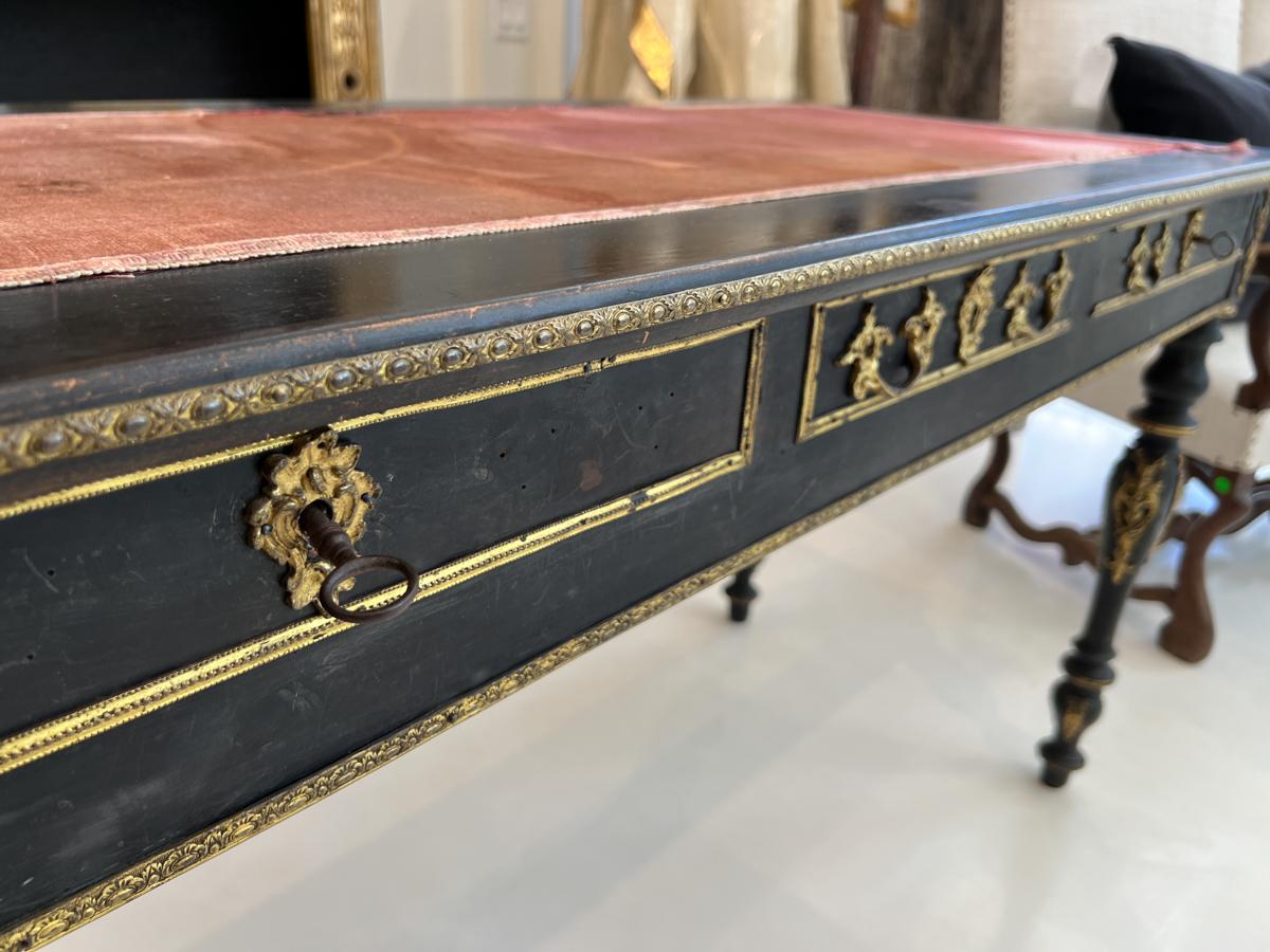 19th Century Noir Desk with Gilded Carving 'Napoleon III' 3