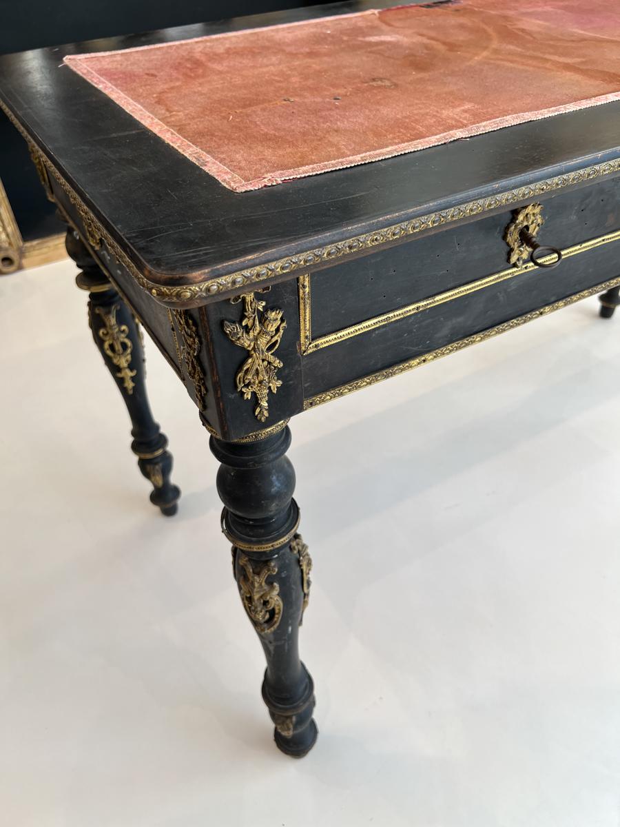 19th Century Noir Desk with Gilded Carving 'Napoleon III' 4