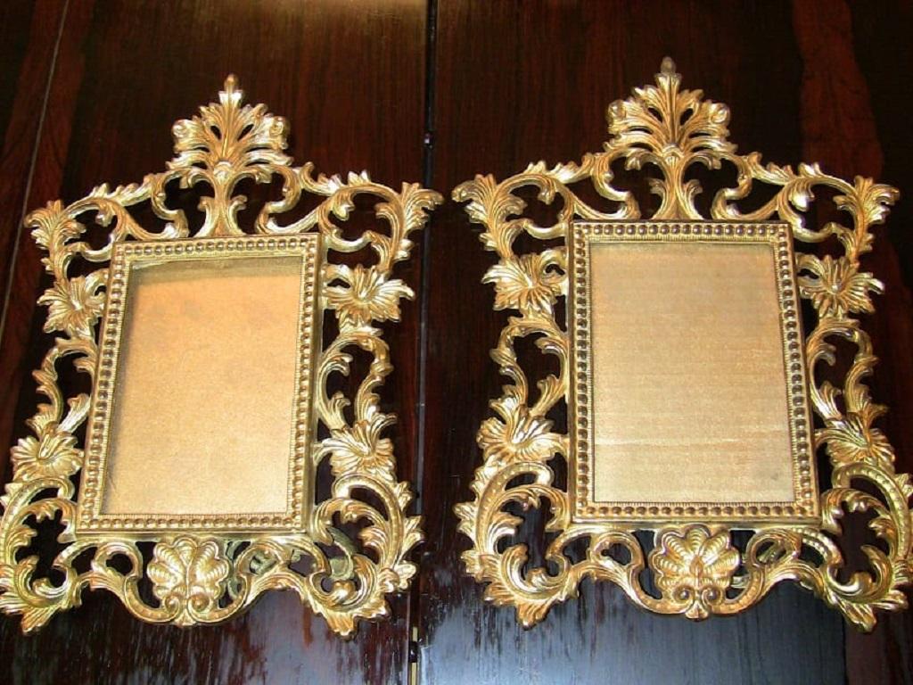 Cast 19th Century Pair of French Gilt Metal Photo Frames by Beatrice