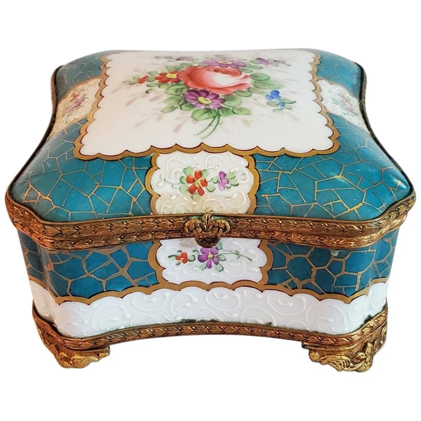 Caja de baratijas de porcelana Samson Paris del siglo XIX