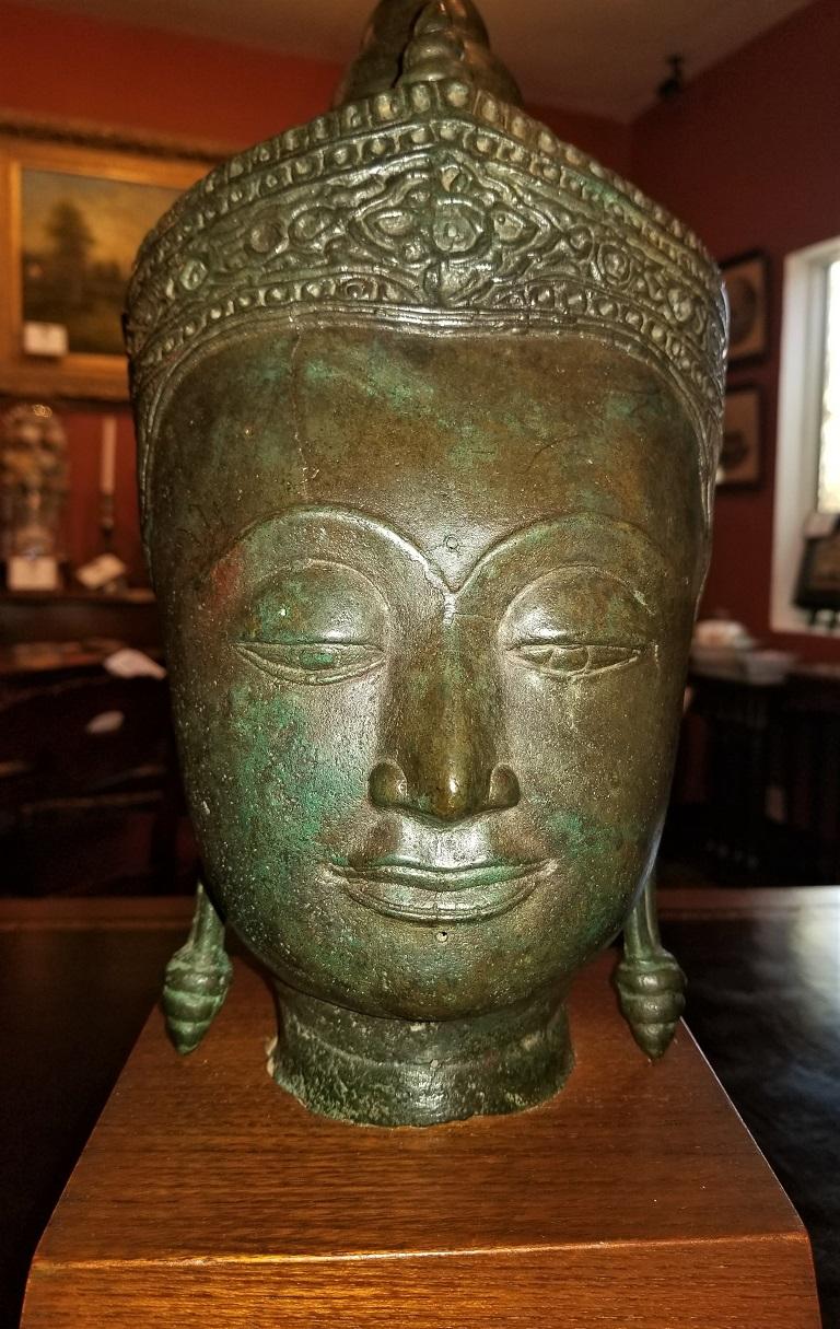 19th Century Thai Bronze Buddha Head on Stand For Sale 3