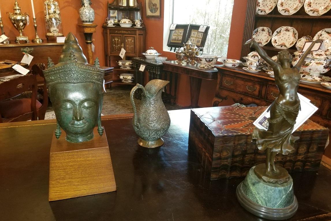 19th Century Thai Bronze Buddha Head on Stand For Sale 5