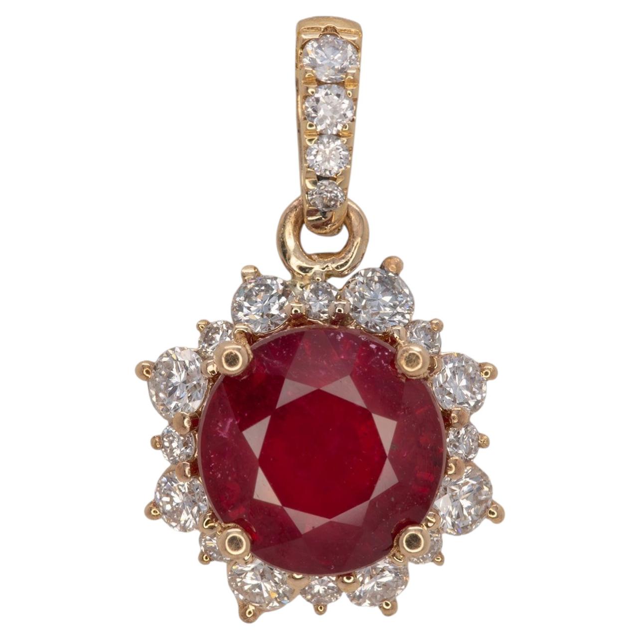 Anhänger mit einem 1,9-Karat-Rubin aus Madagaskar und einem natürlichen Diamanten als Akzent: Massives 14-karätiges Gold, 6,5 mm
