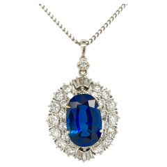 19ct Van Cleef and Arpels Ceylon Blue Sapphire and Diamond Pendant Necklace
