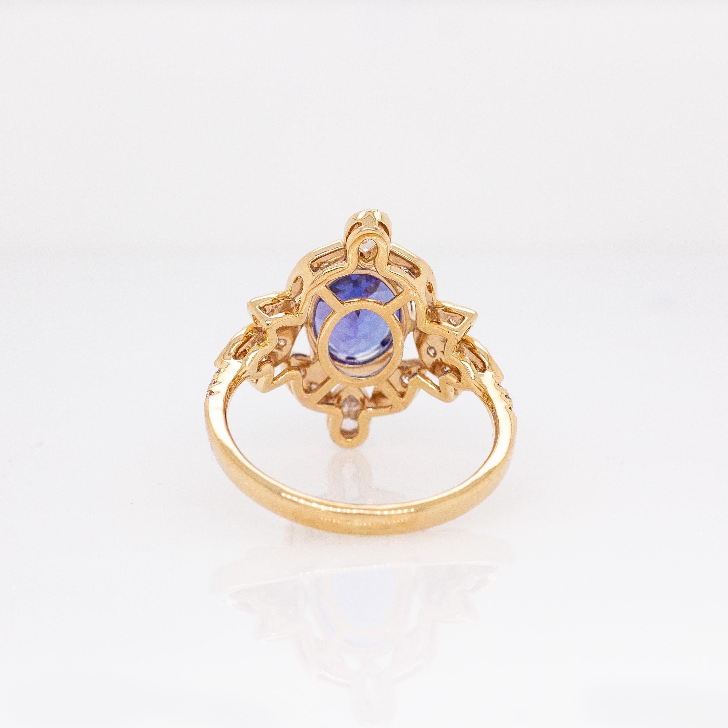 Donna Anello con tanzanite da 1,9 carati e diamanti naturali: Oro massiccio 14k, ovale 9x7mm in vendita