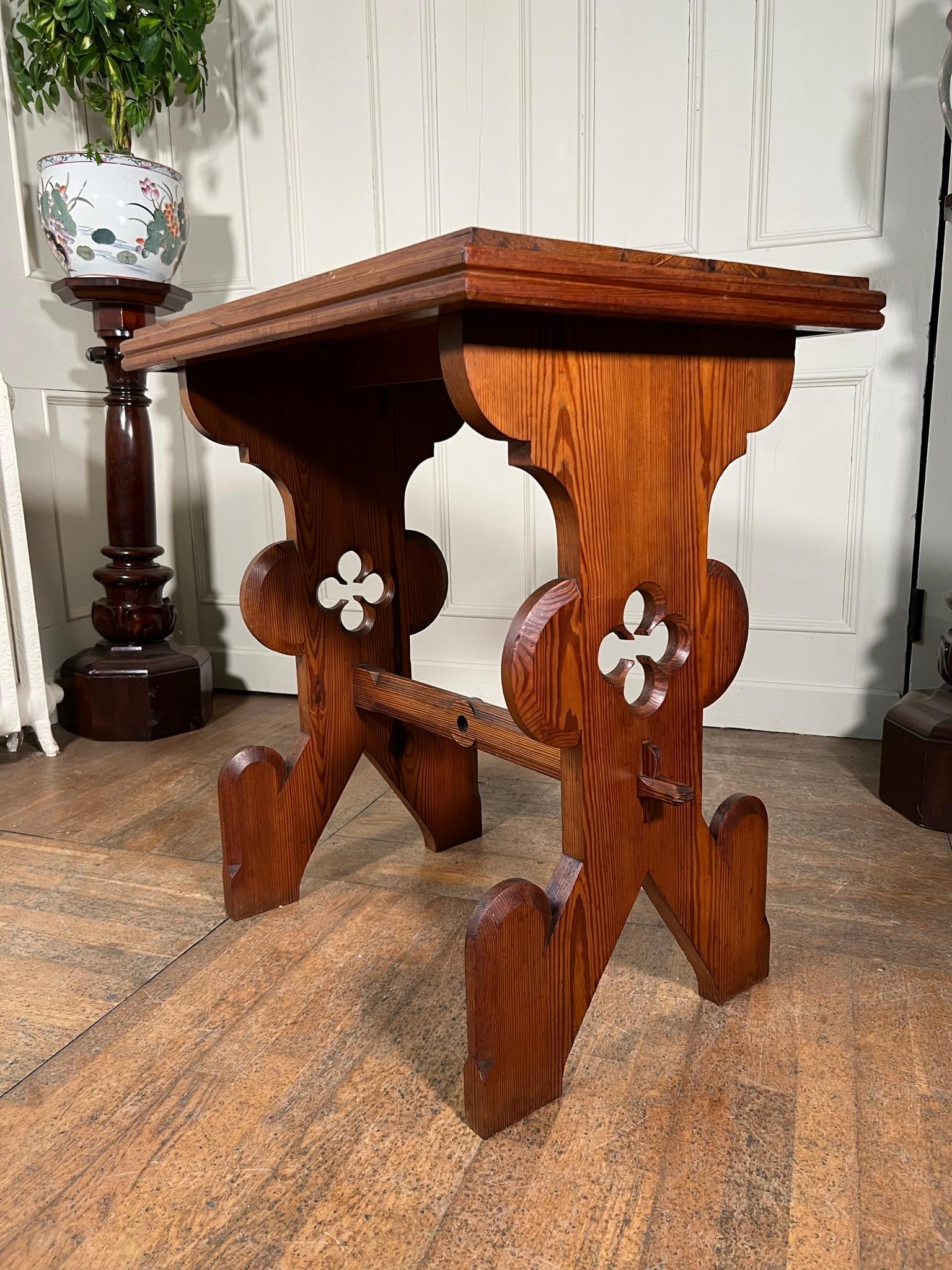 19th Century Gothic Pine Table For Sale 2