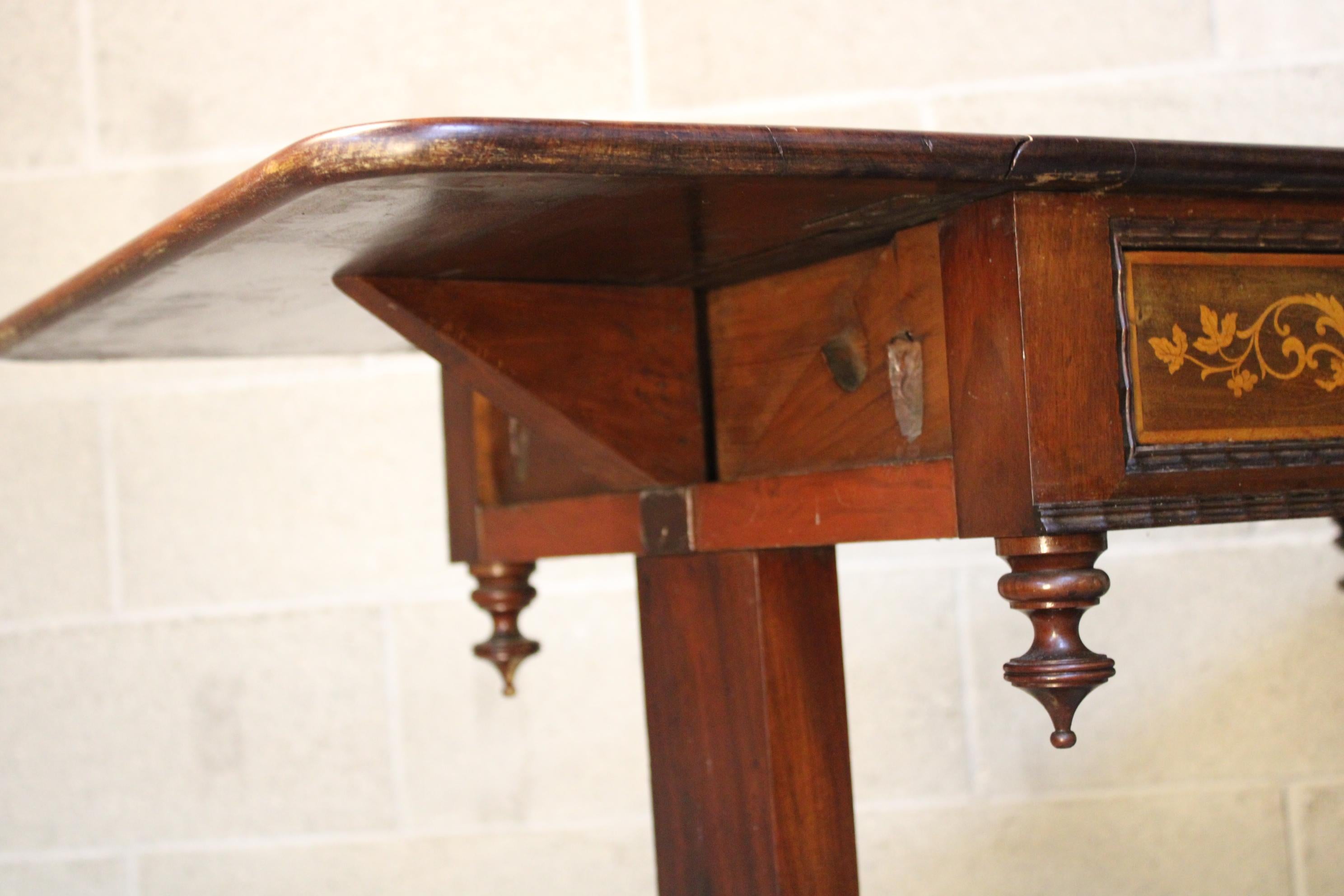 19th Century Marquetry Extended Louis Philippe period Center Table in Mahogany  4