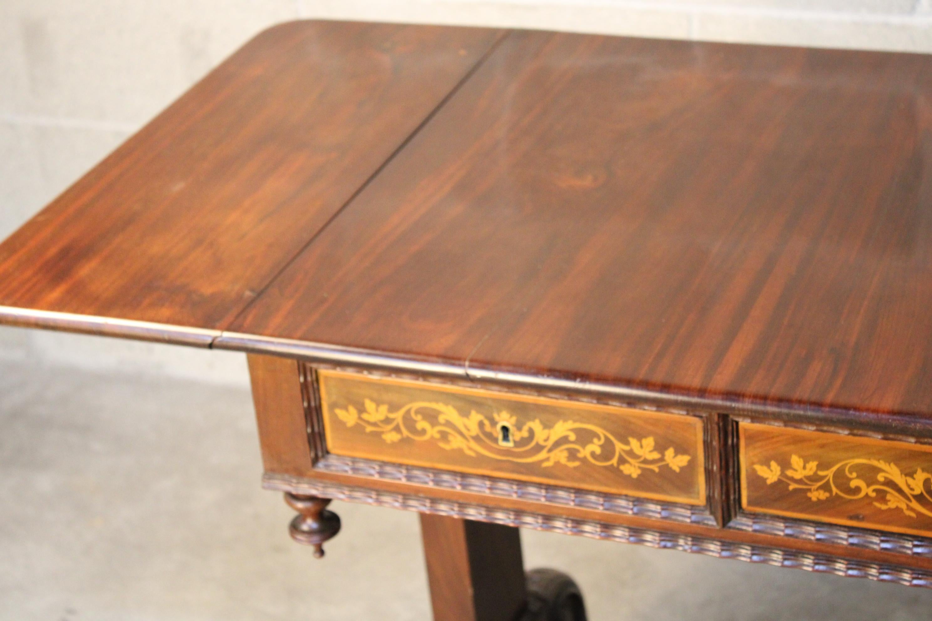 19th Century Marquetry Extended Louis Philippe period Center Table in Mahogany  7