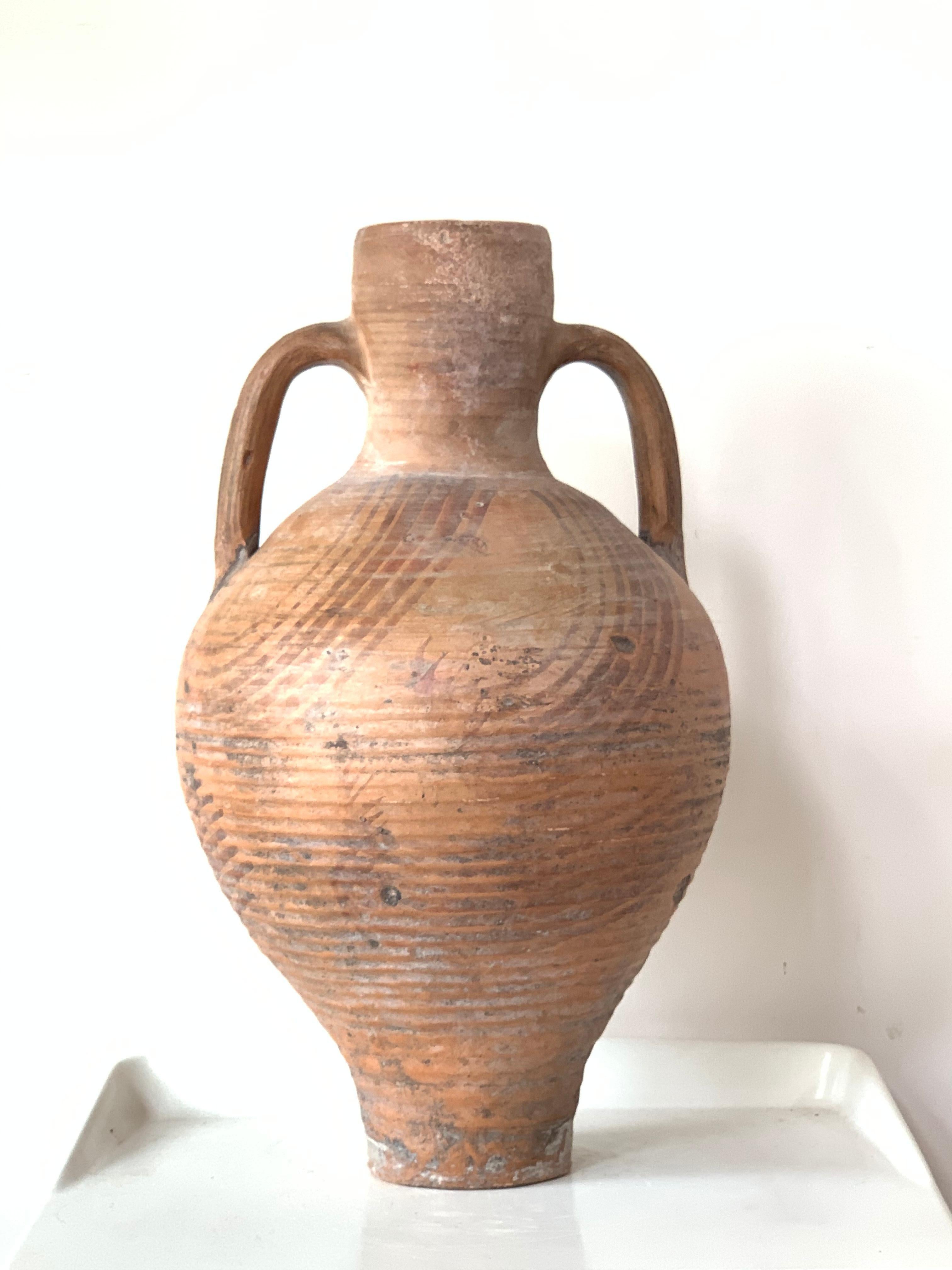 Ensemble de trois pichets Cantaro de Calanda, Espagne, vase en terre cuite du 19ème siècle Bon état - En vente à Miami, FL