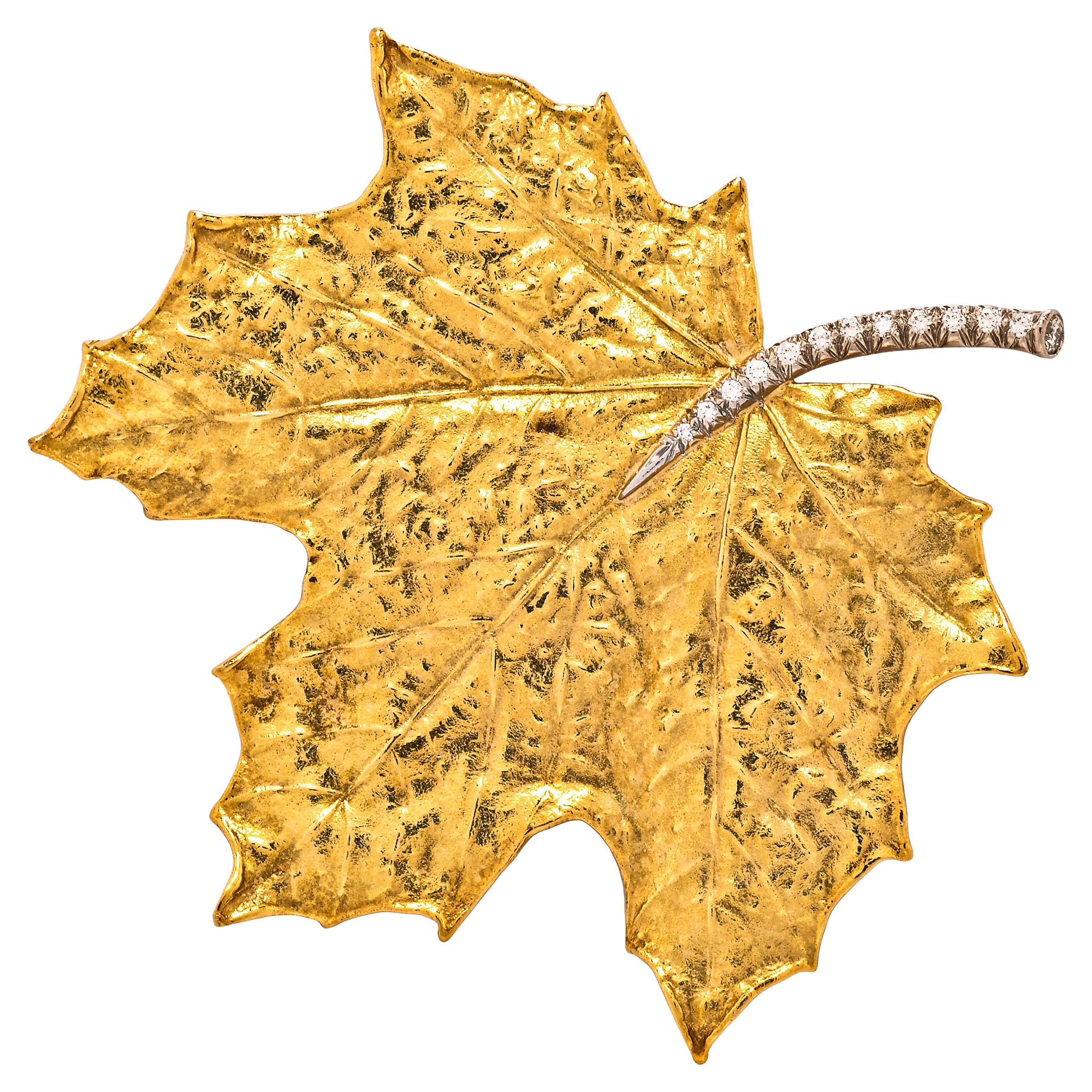 19k Gold and Diamond Leaf Brooch For Sale