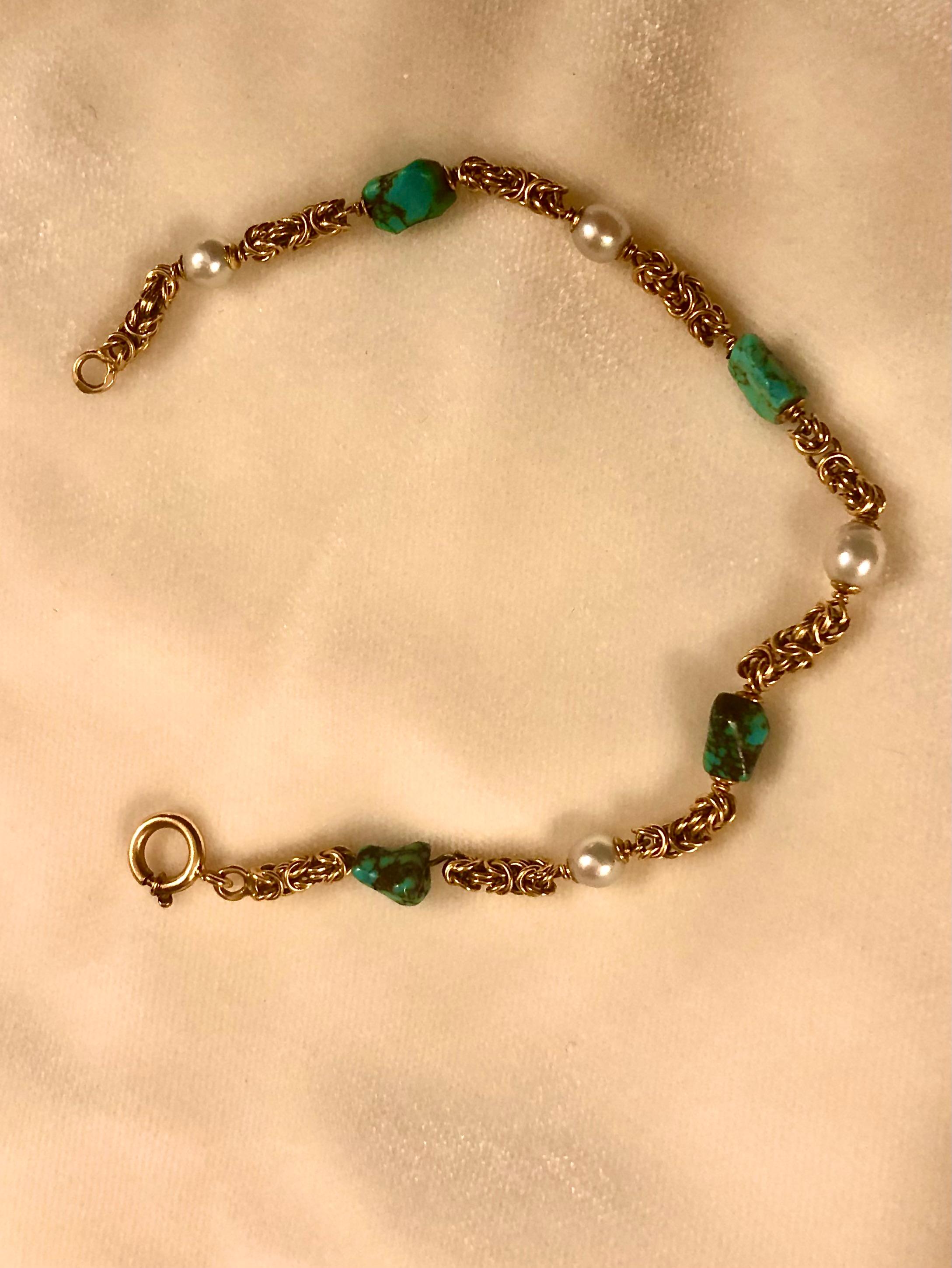 19kt gold, turquoise and pearl bracelet In Good Condition For Sale In New Orleans, LA