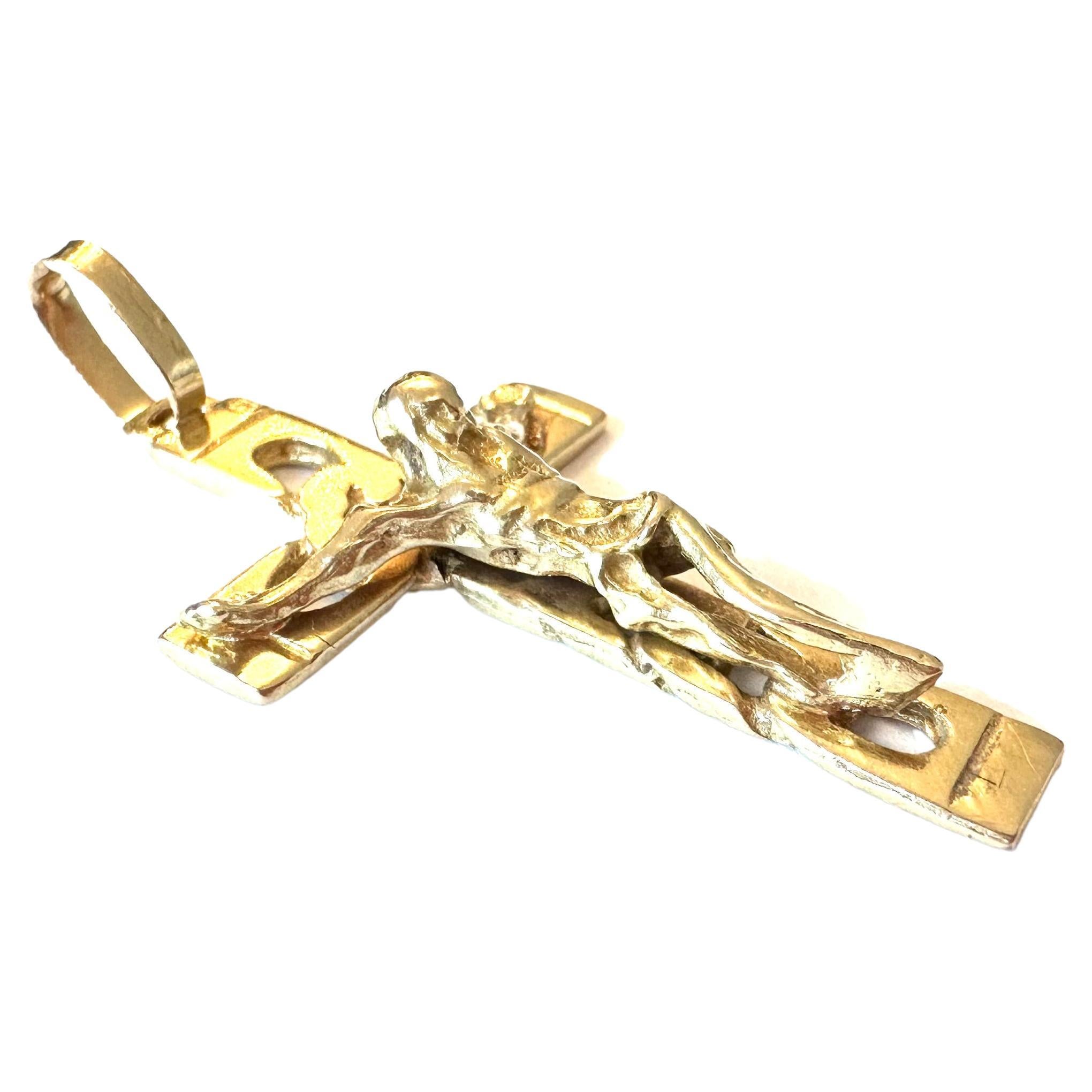 19kt Gelbgold Fabelhaftes Portugiesisches Kruzifix im Angebot