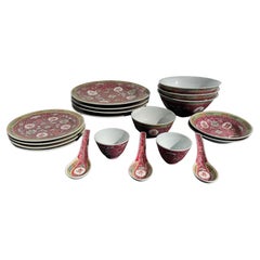 19pc set of Mun Shou Dinnerware