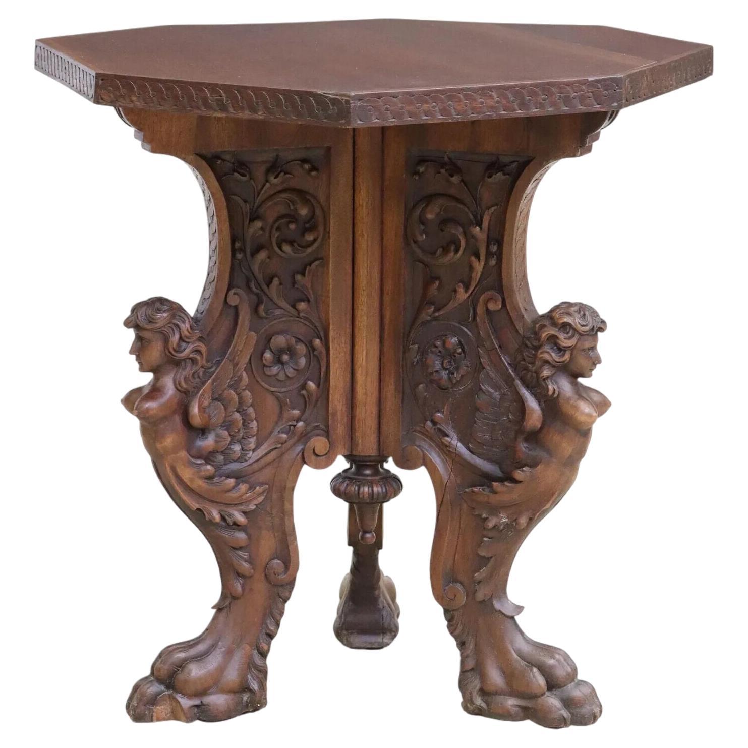 Italienischer Renaissance-Revival-Tisch des 19./20. Jahrhunderts, geschnitztes Nussbaumholz, Dreibein, Mitteltisch! im Angebot