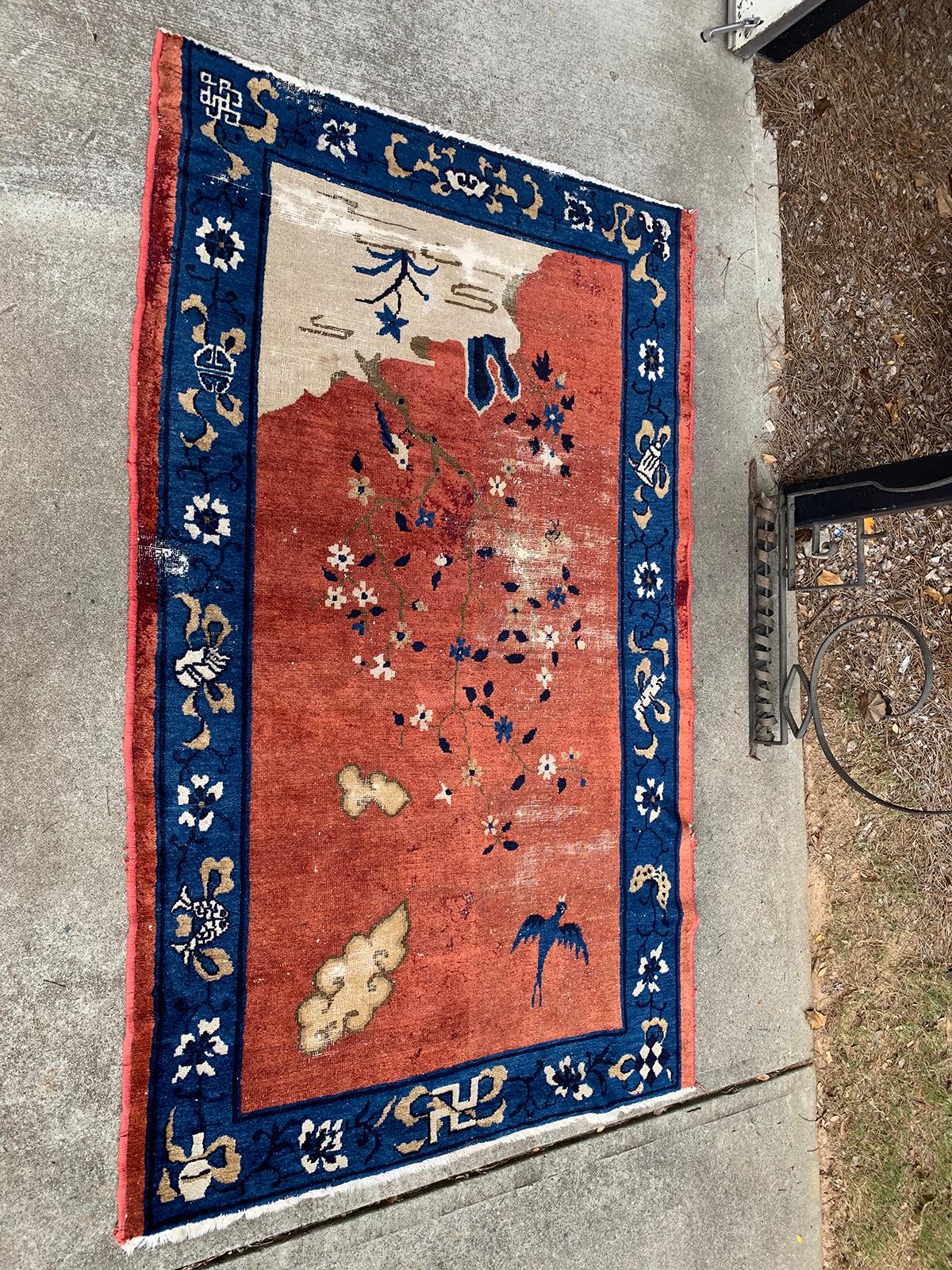 19th-20th Century Chinese Hall Rug In Good Condition For Sale In Atlanta, GA