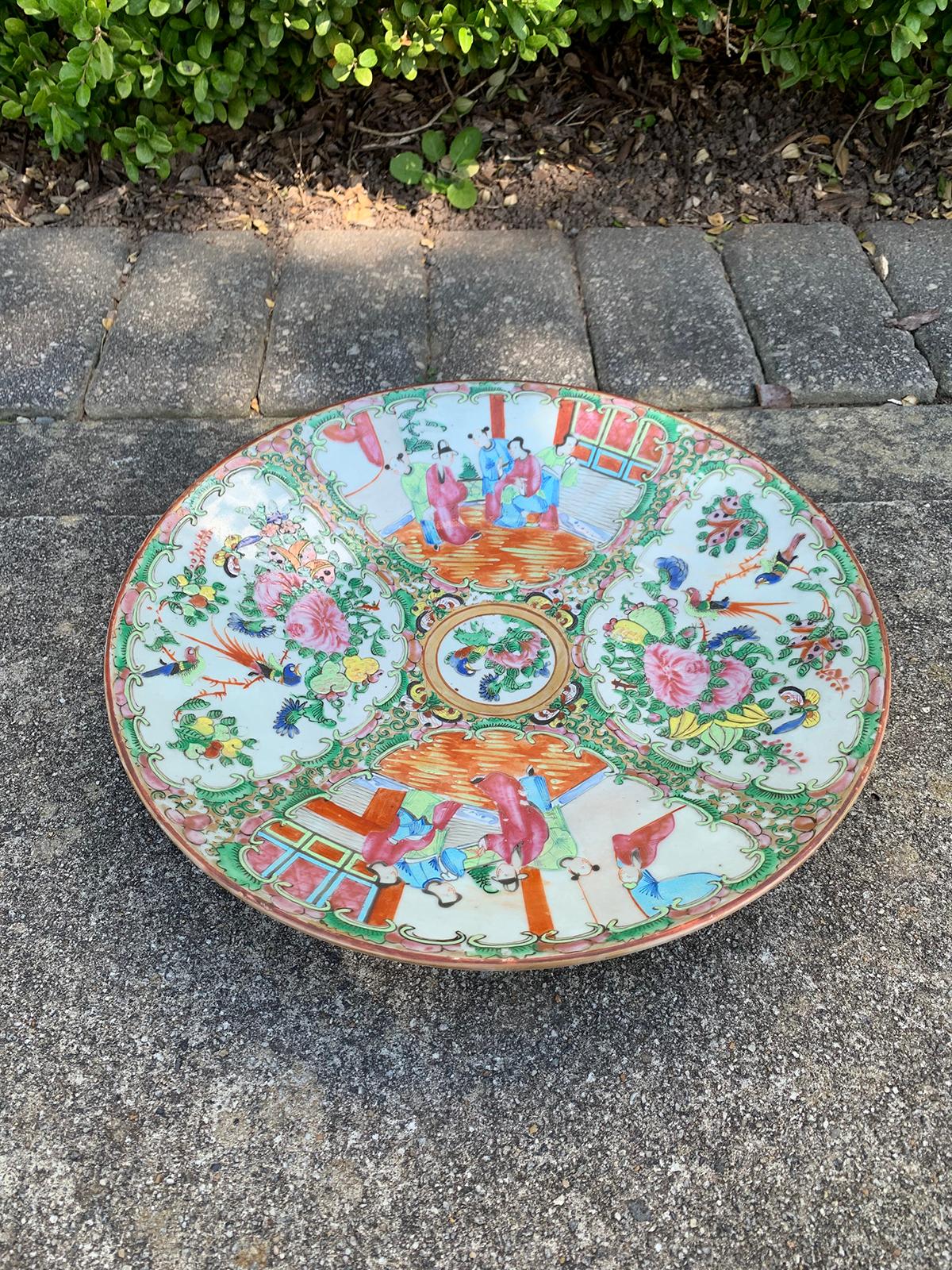 19th-20th Century Chinese Rose Medallion Porcelain Charger 4