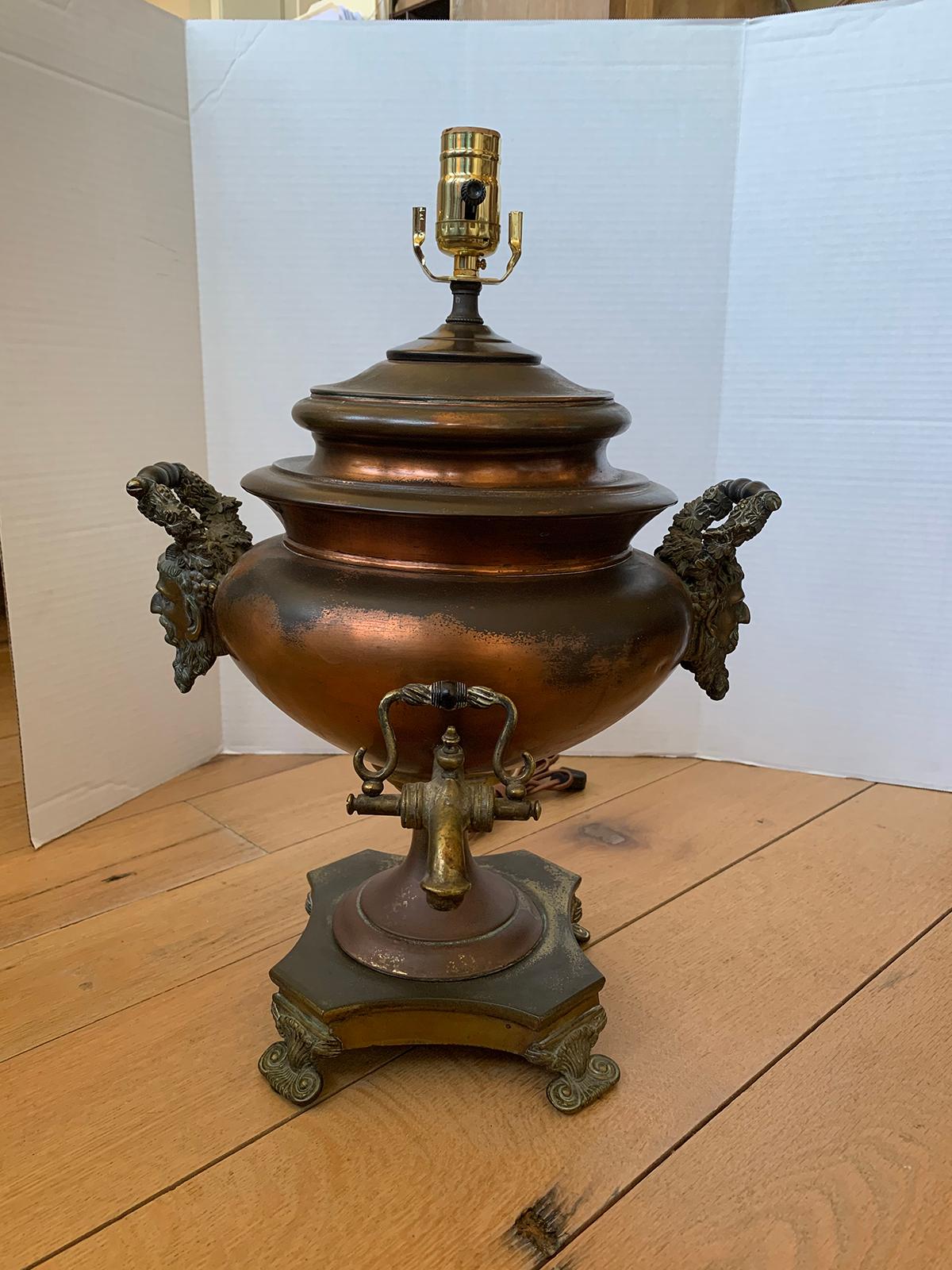 19th-20th Century Copper and Brass Hot Water Urn as Lamp For Sale 9