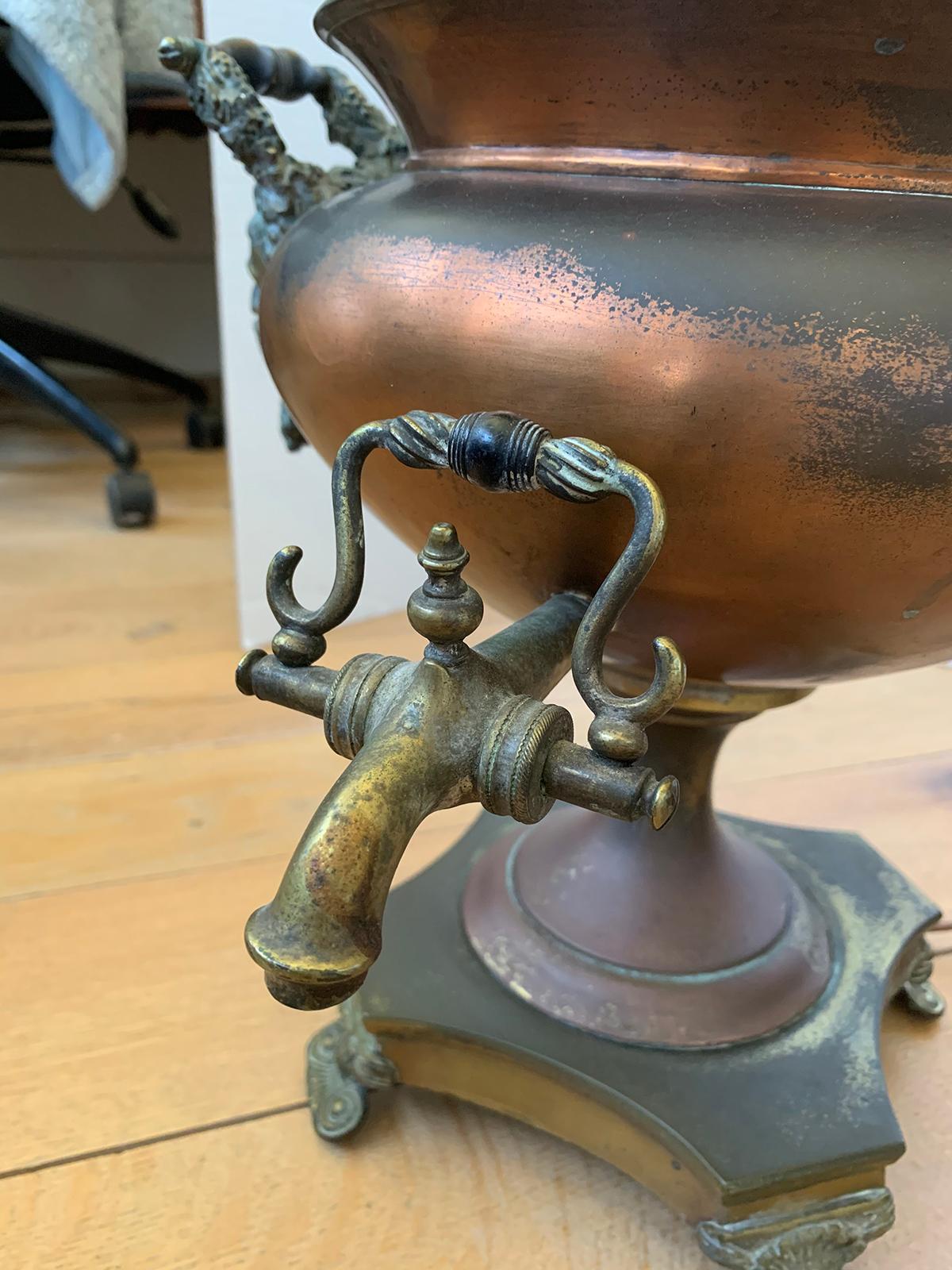 19th-20th Century Copper and Brass Hot Water Urn as Lamp For Sale 1