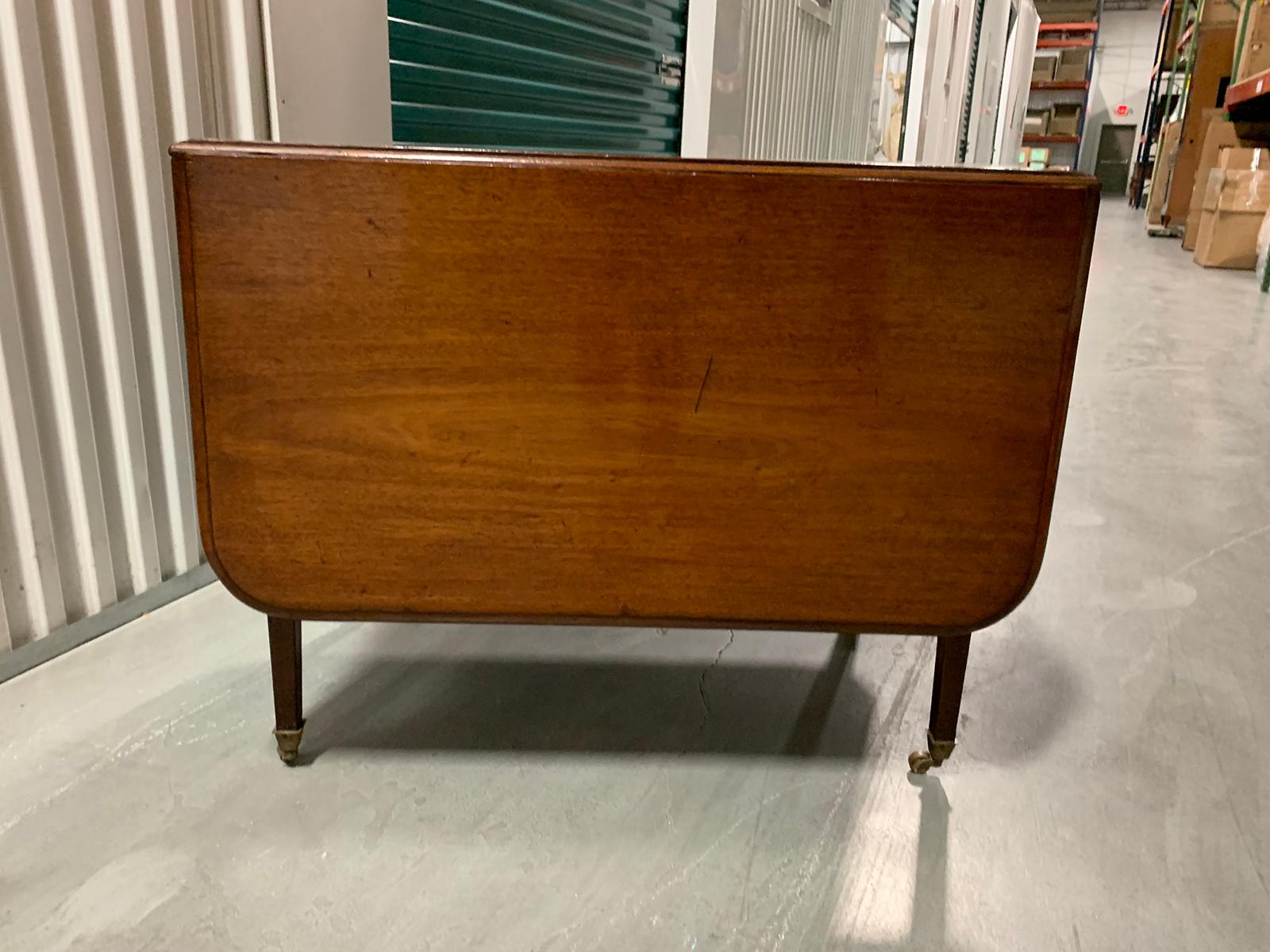 19th-20th Century Drop-Leaf Table In Good Condition For Sale In Atlanta, GA