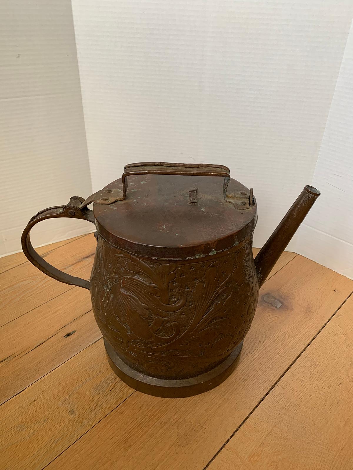 19th-20th Century Eastern Continental Copper Watering Can with Lid For Sale 11