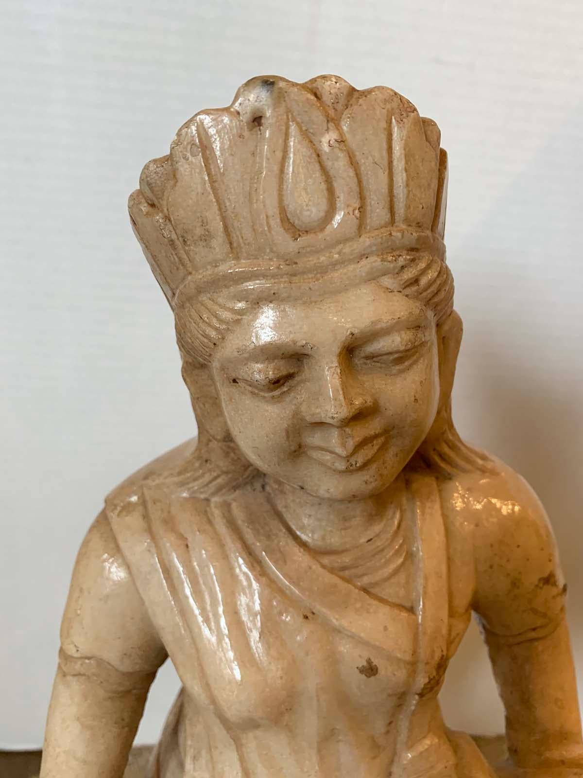 19th-20th Century Eastern Indian Marble Figure on Giltwood Base In Good Condition For Sale In Atlanta, GA