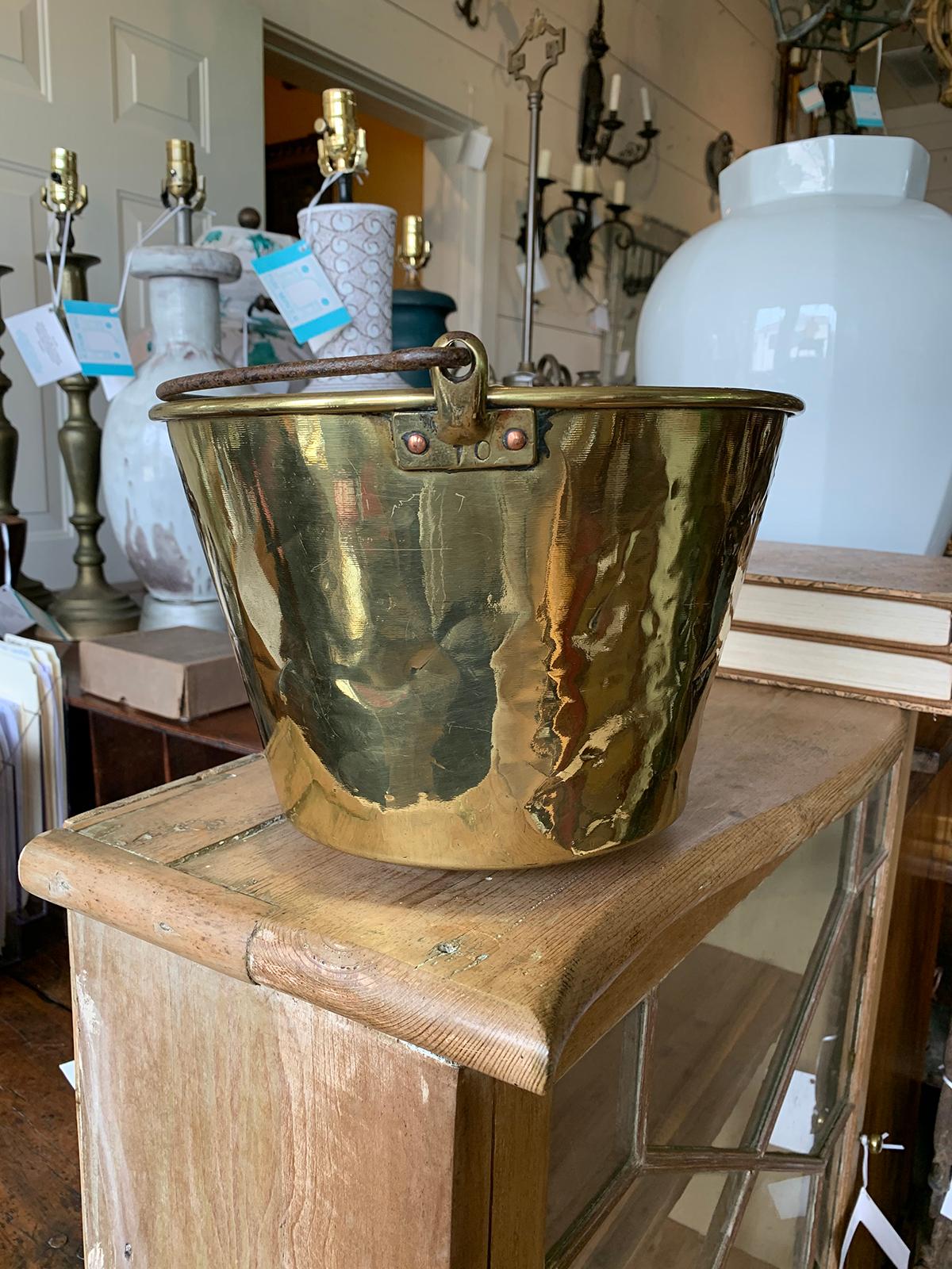 19th-20th Century English Brass Bucket with Iron Handle 3