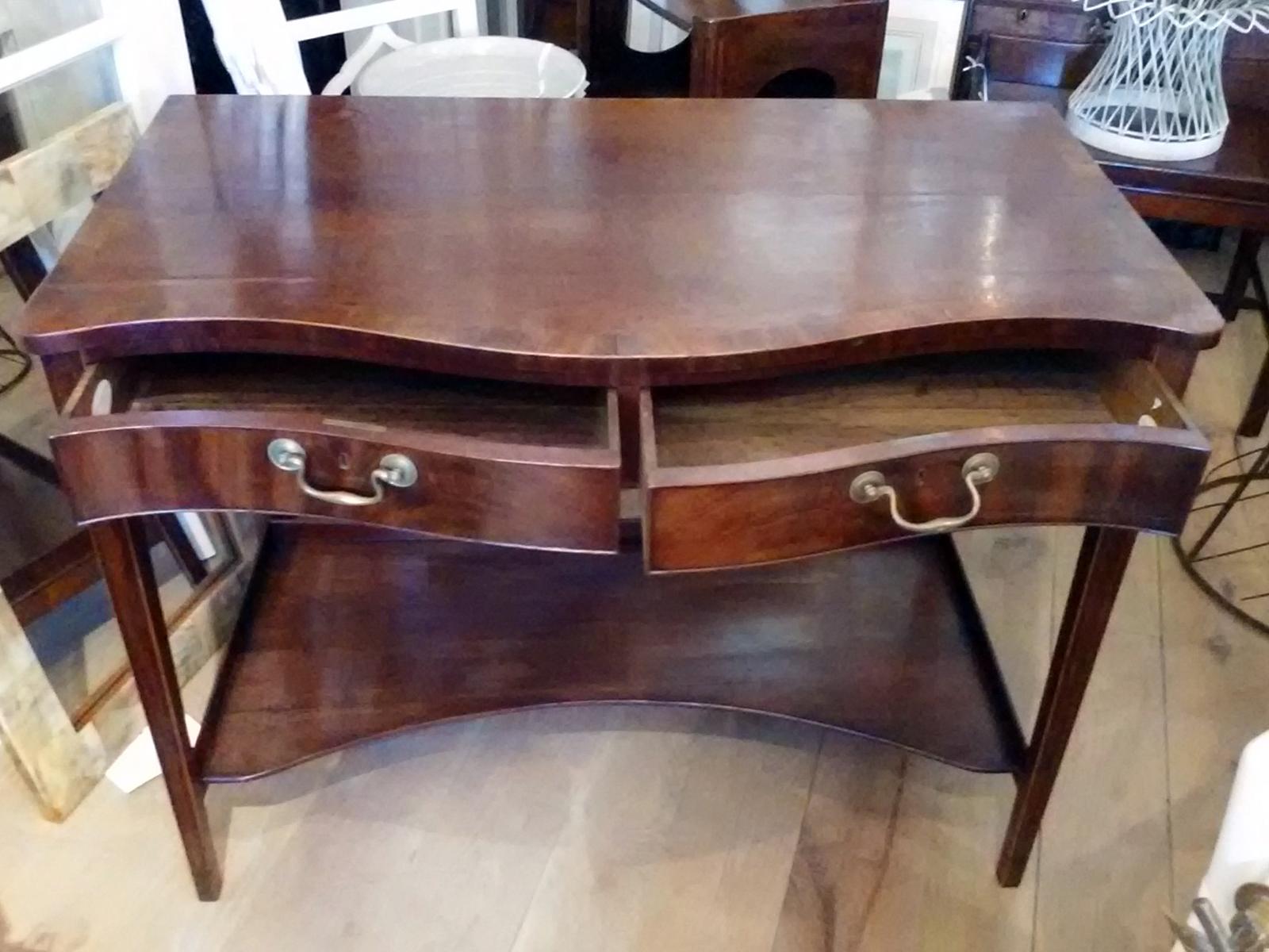 19th Century English Georgian Style Mahogany Server with Two Drawers For Sale 1