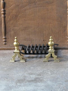 19th-20th Century English Victorian Fireplace Grate or Fire Basket
