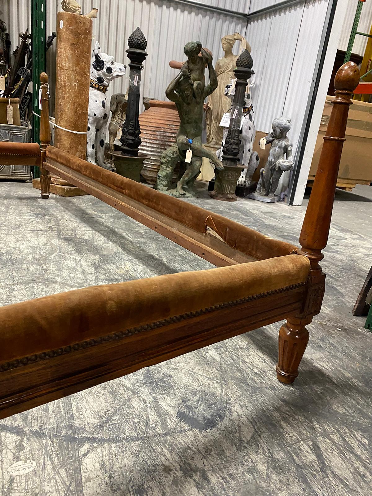 19th-20th Century French Louis XVI Daybed / Bed with Brown Velvet For Sale 5