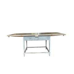 19th - 20th Century French Provencal Pine Kitchen Table - Antique Dining Table