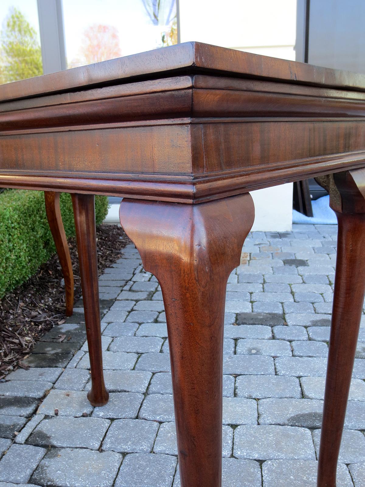 19th Century 19th-20th Century Georgian Style Mahogany Serving Table For Sale