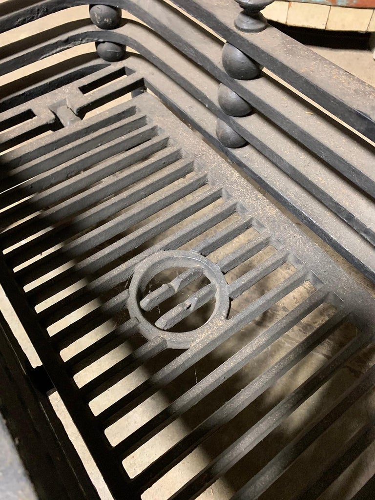 19th20th Century Iron Fireplace Grate For Sale at 1stDibs