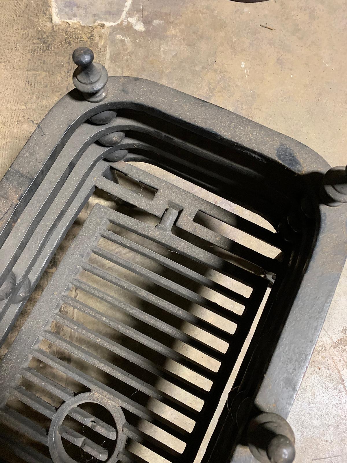 19th-20th Century Iron Fireplace Grate For Sale 11