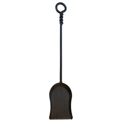 19th-20th Century Iron Fireplace Shovel Antique 19th-20th Century Iron Fireplace Shovel