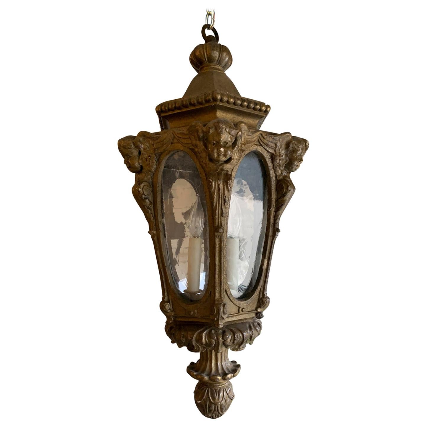 19th-20th Century Italian Carved Giltwood Lantern with Cherubs For Sale