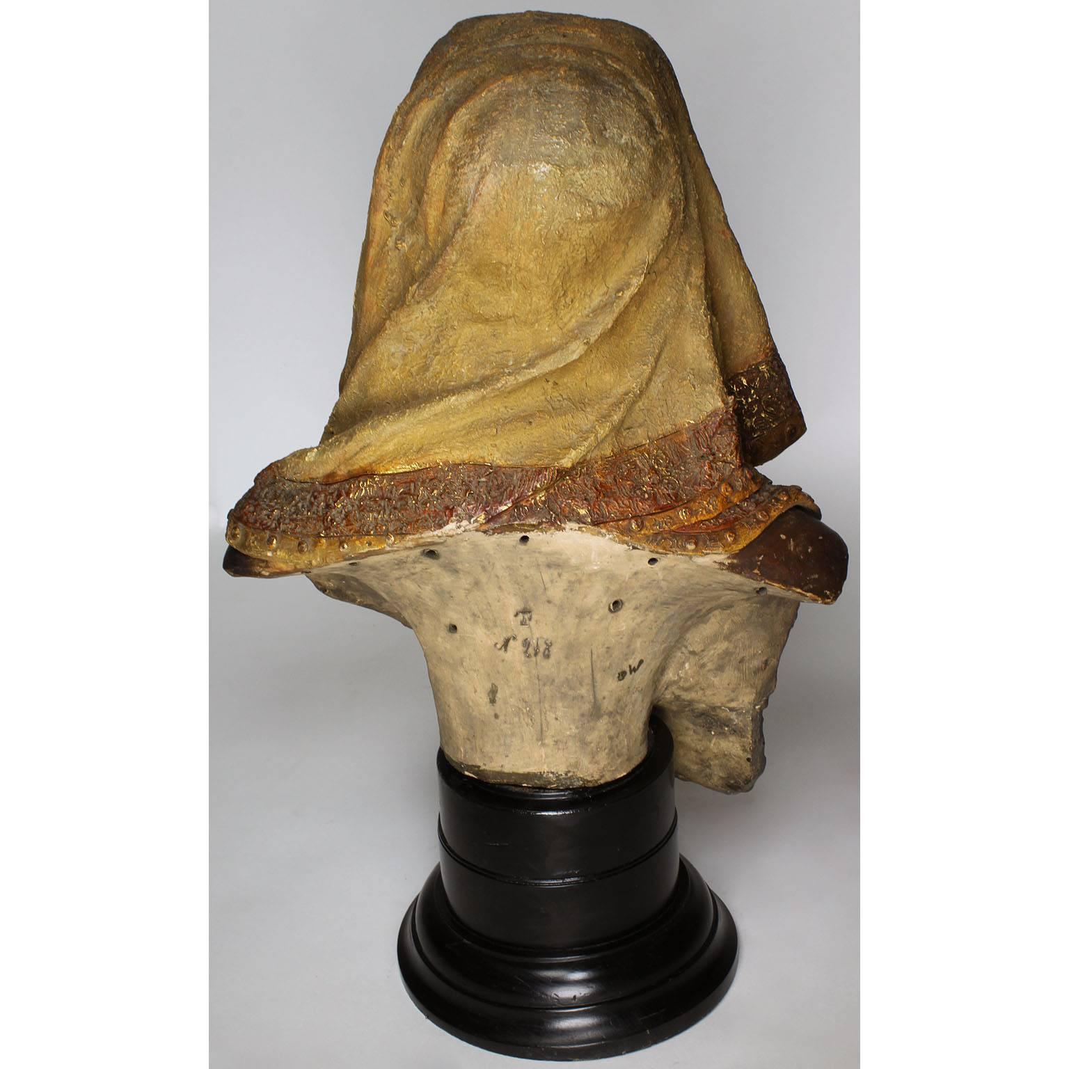 Buste de fille en terre cuite orientaliste du 19e-20e siècle attribué à Goldscheider en vente 3
