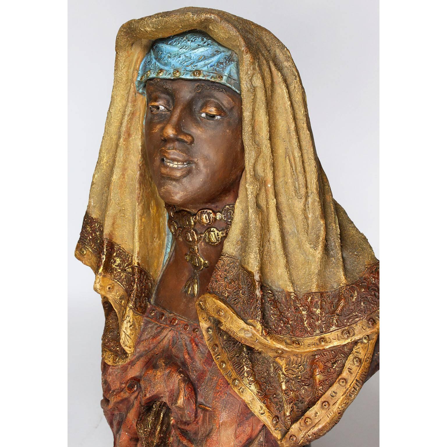Ébénisé Buste de fille en terre cuite orientaliste du 19e-20e siècle attribué à Goldscheider en vente