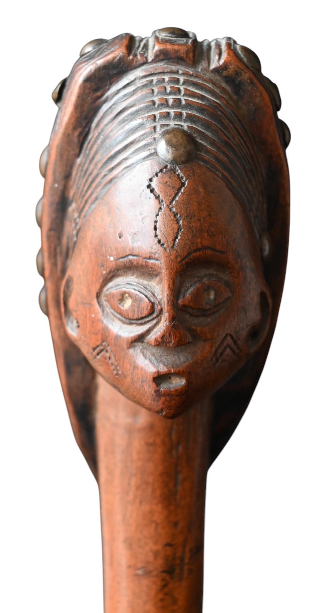 Tribal 19th-20th Century Ovimbundu Staff Finial, Angola — Provenance Pierre Dartevelle For Sale