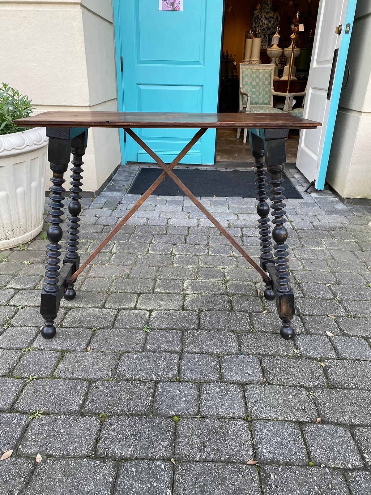 19th-20th Century Spanish Side Table with Iron Stretcher 11
