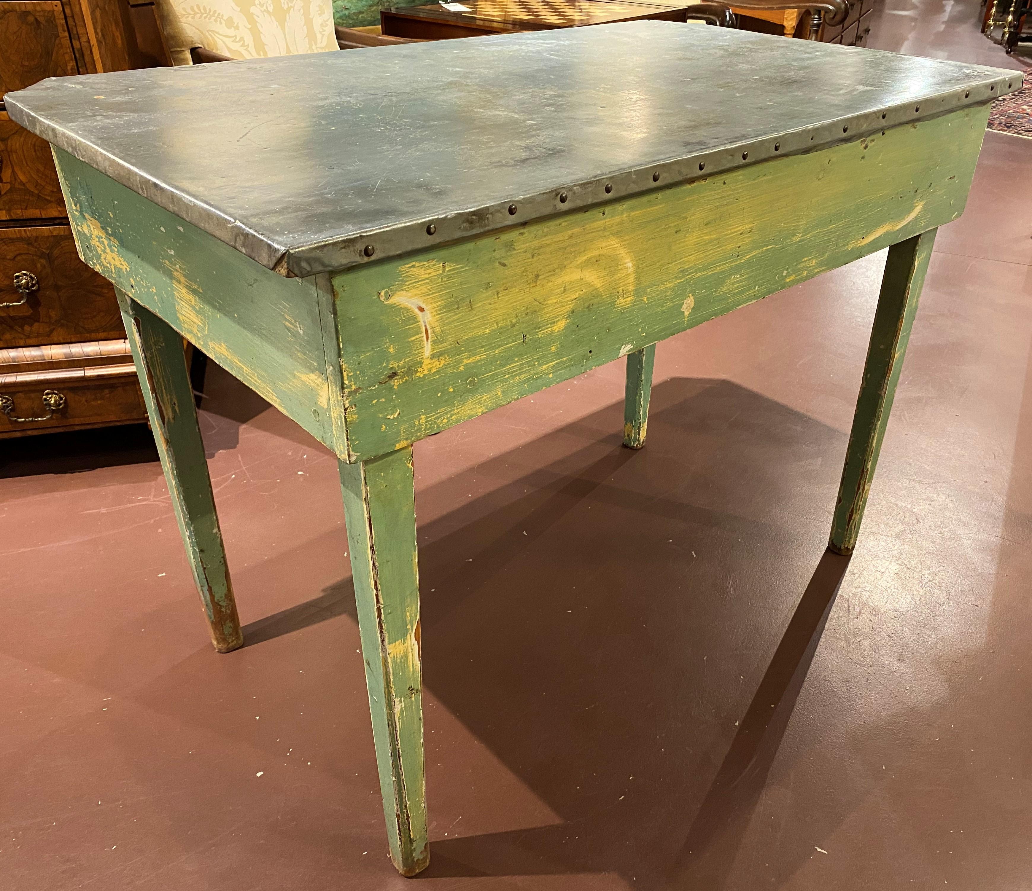 19th/20th Century Zinc Top Flower or Garden Table in Green Paint In Good Condition For Sale In Milford, NH