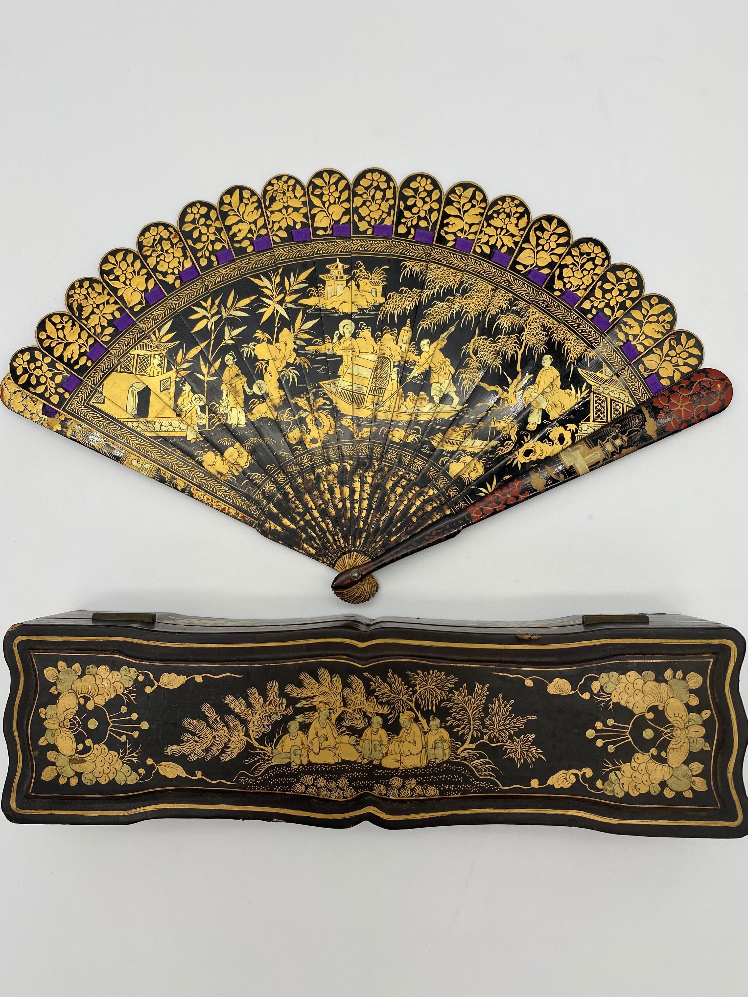 Antique Chinese Hand Painted Lacquer Scene Gilt Fan with Lacquer Box For Sale 6