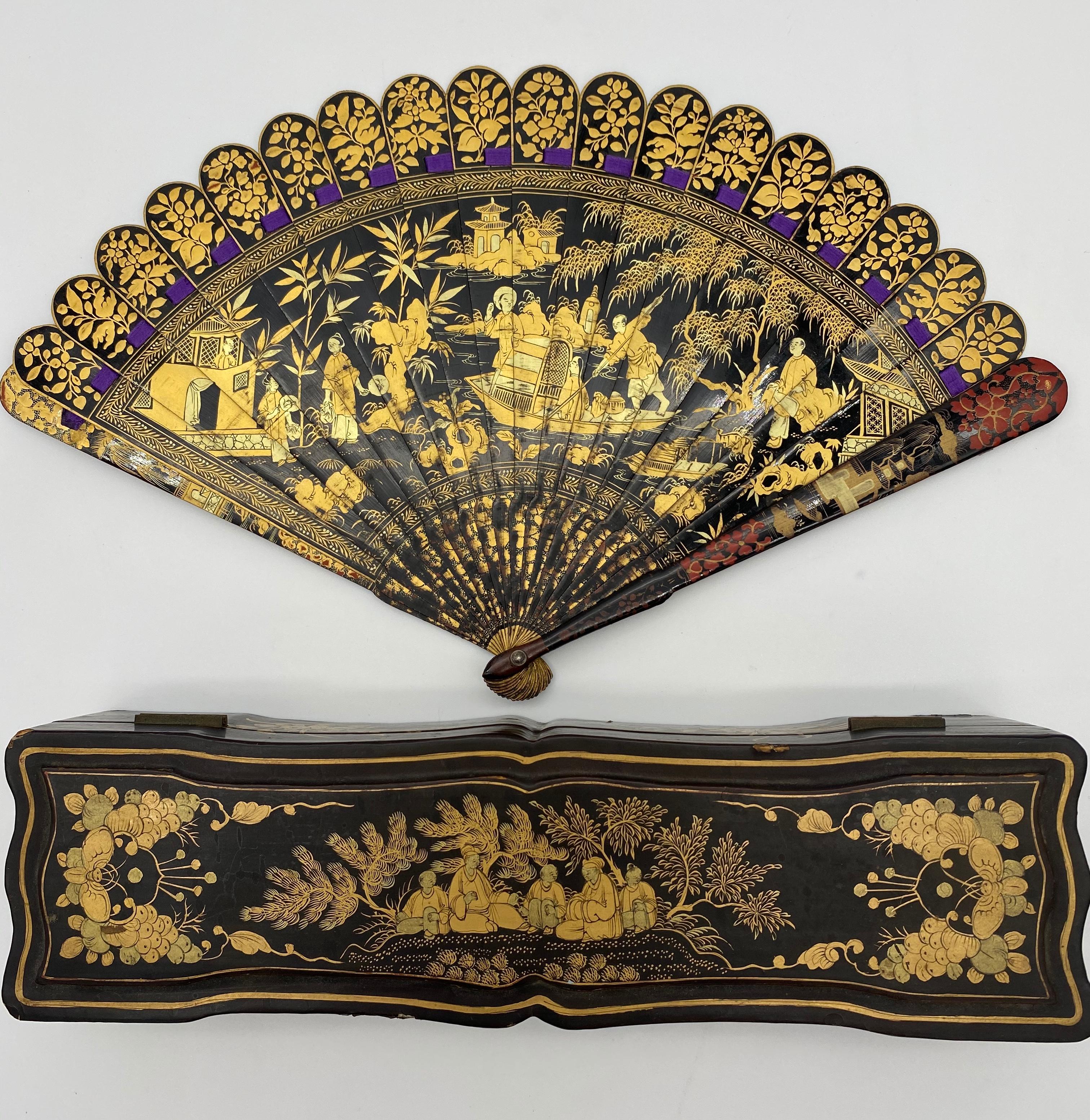 Antique Chinese Hand Painted Lacquer Scene Gilt Fan with Lacquer Box For Sale 7