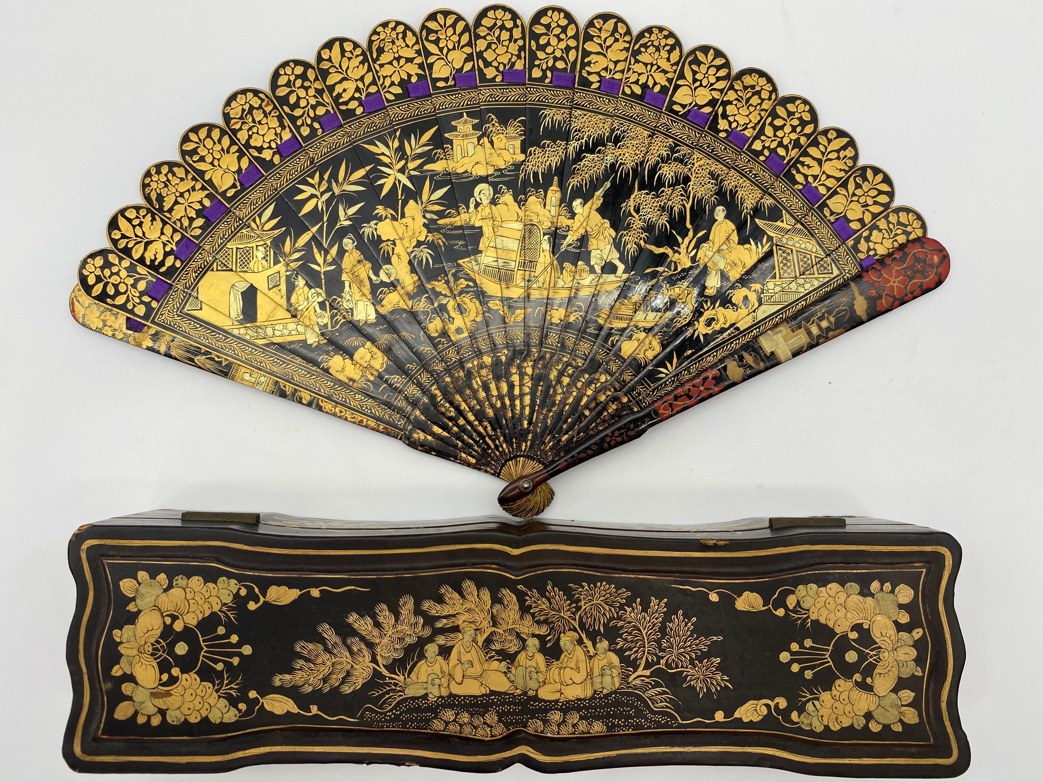 Antique Chinese Hand Painted Lacquer Scene Gilt Fan with Lacquer Box For Sale 5