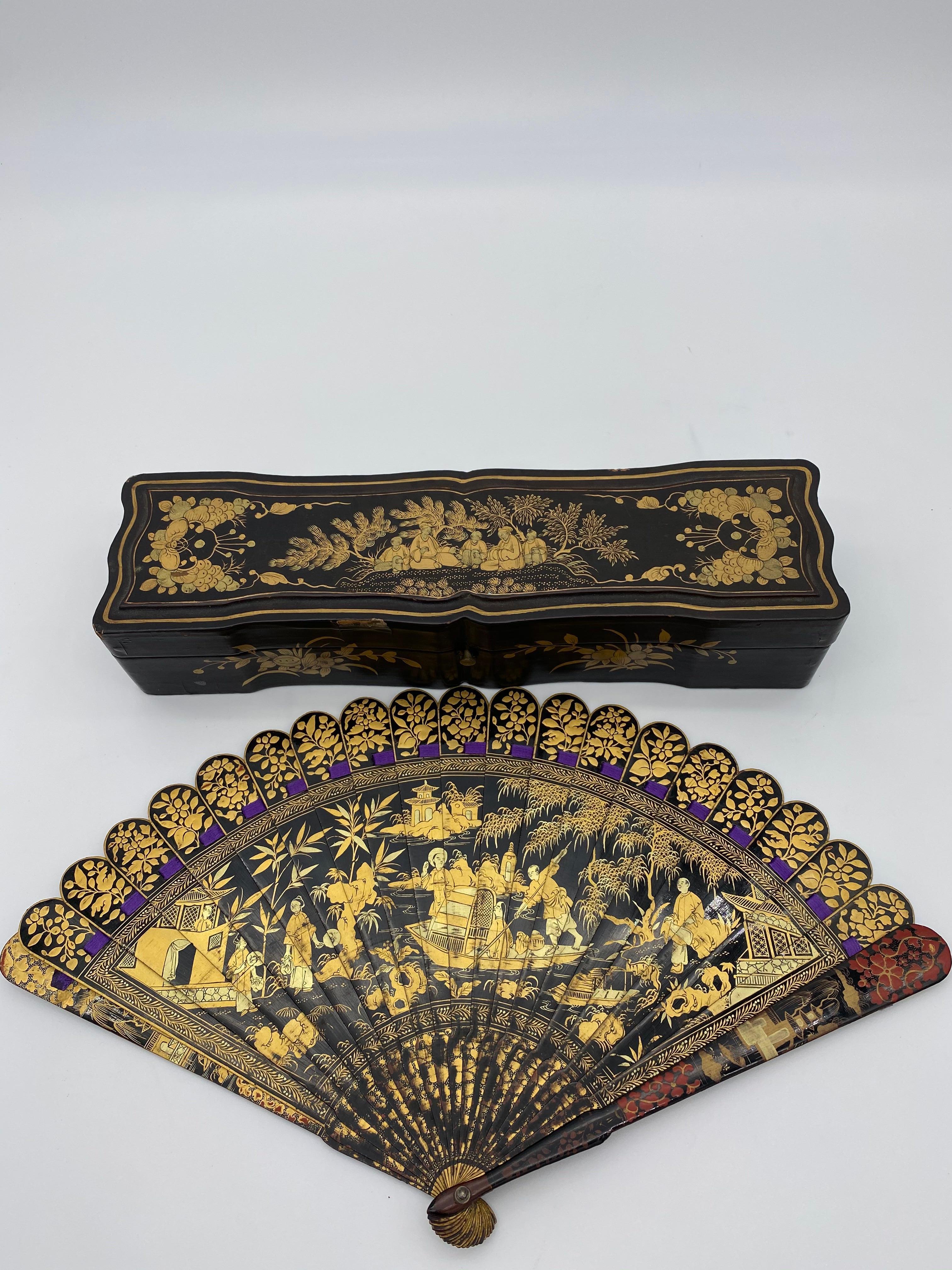 Antique Chinese Hand Painted Lacquer Scene Gilt Fan with Lacquer Box For Sale 2