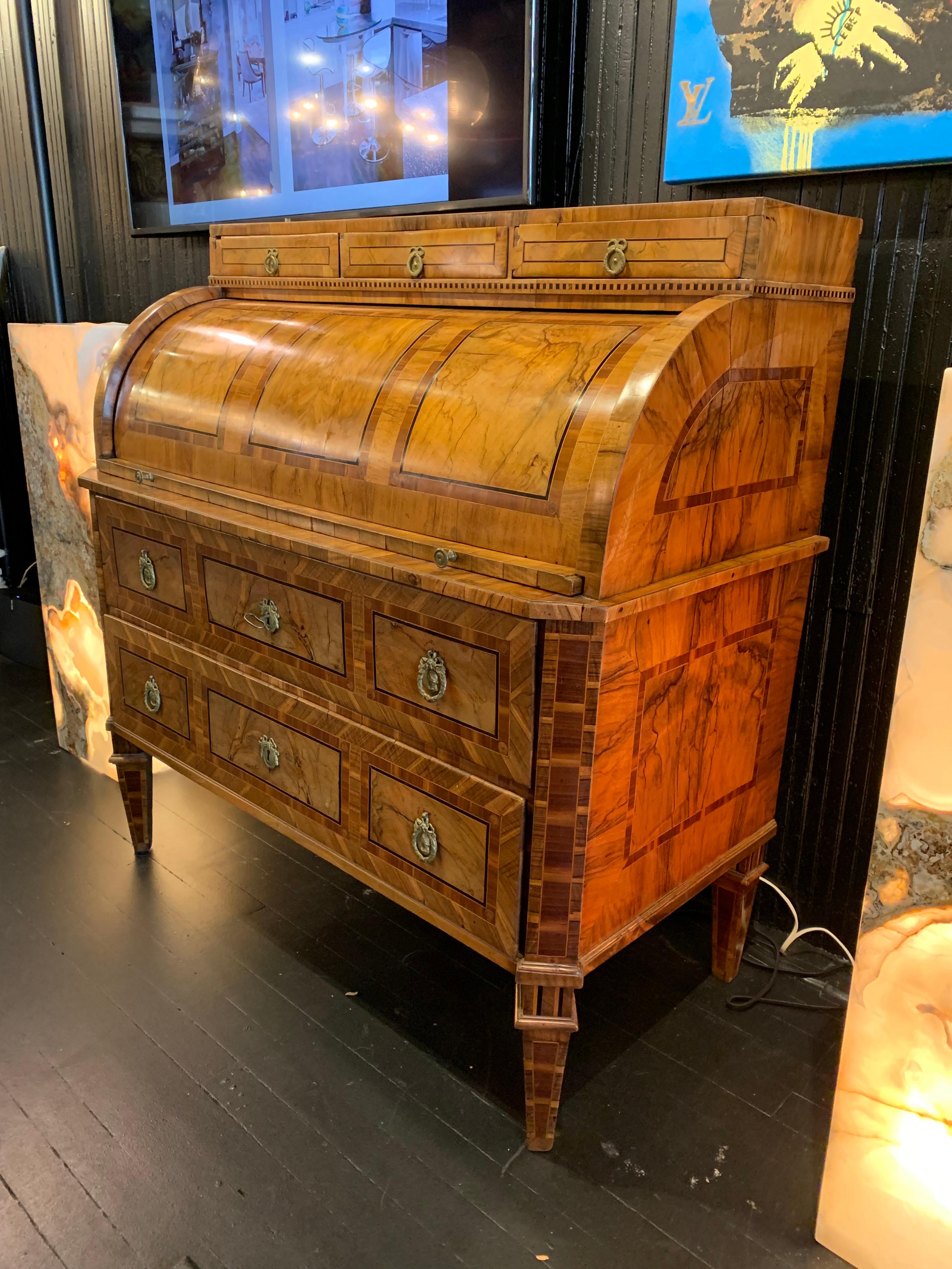 Wood 19th Antique Cylinder Desk in Louis XVI Style Marquetry For Sale