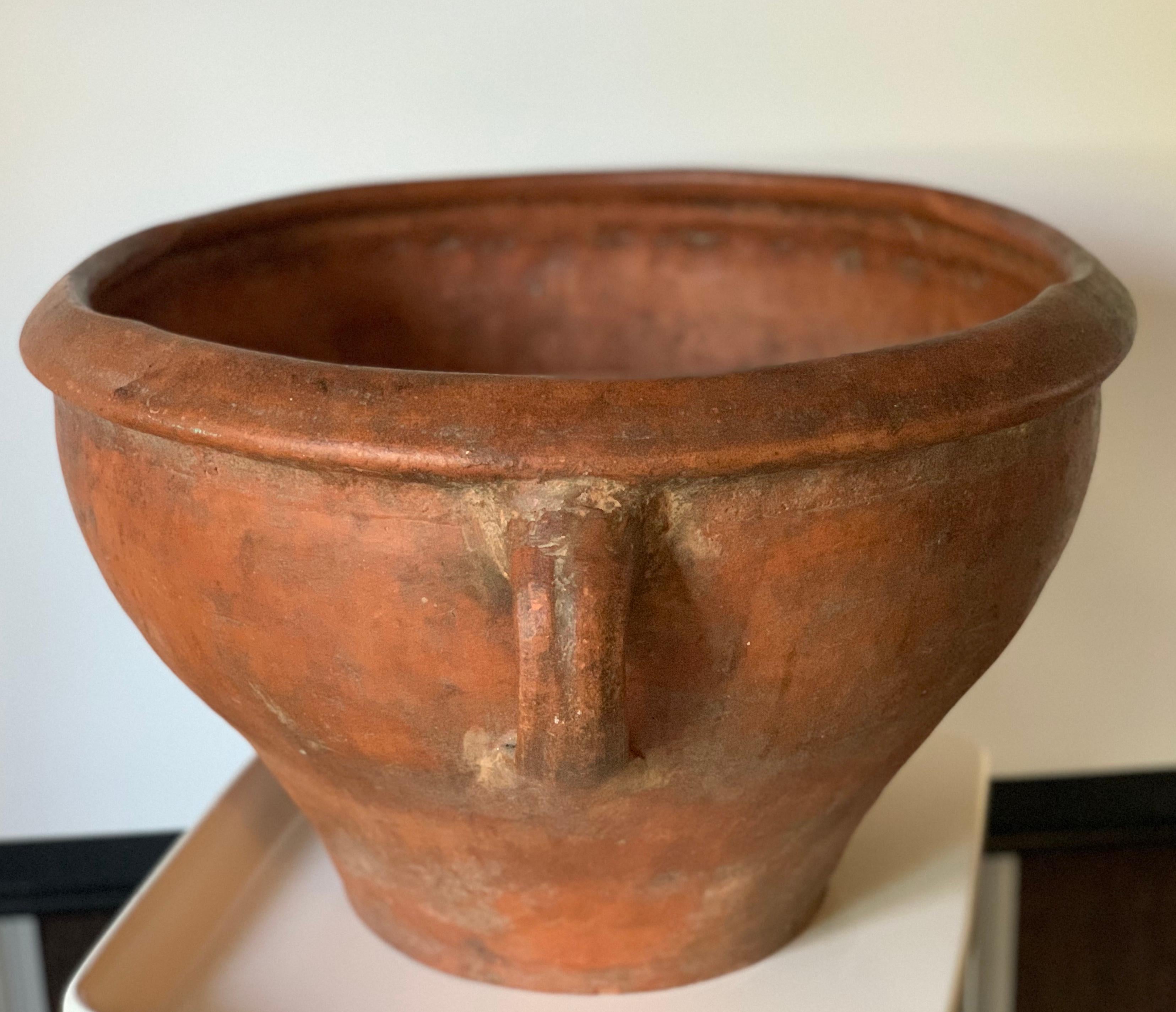 19th Antique Large Scale Terracotta Pot, Spain For Sale 5