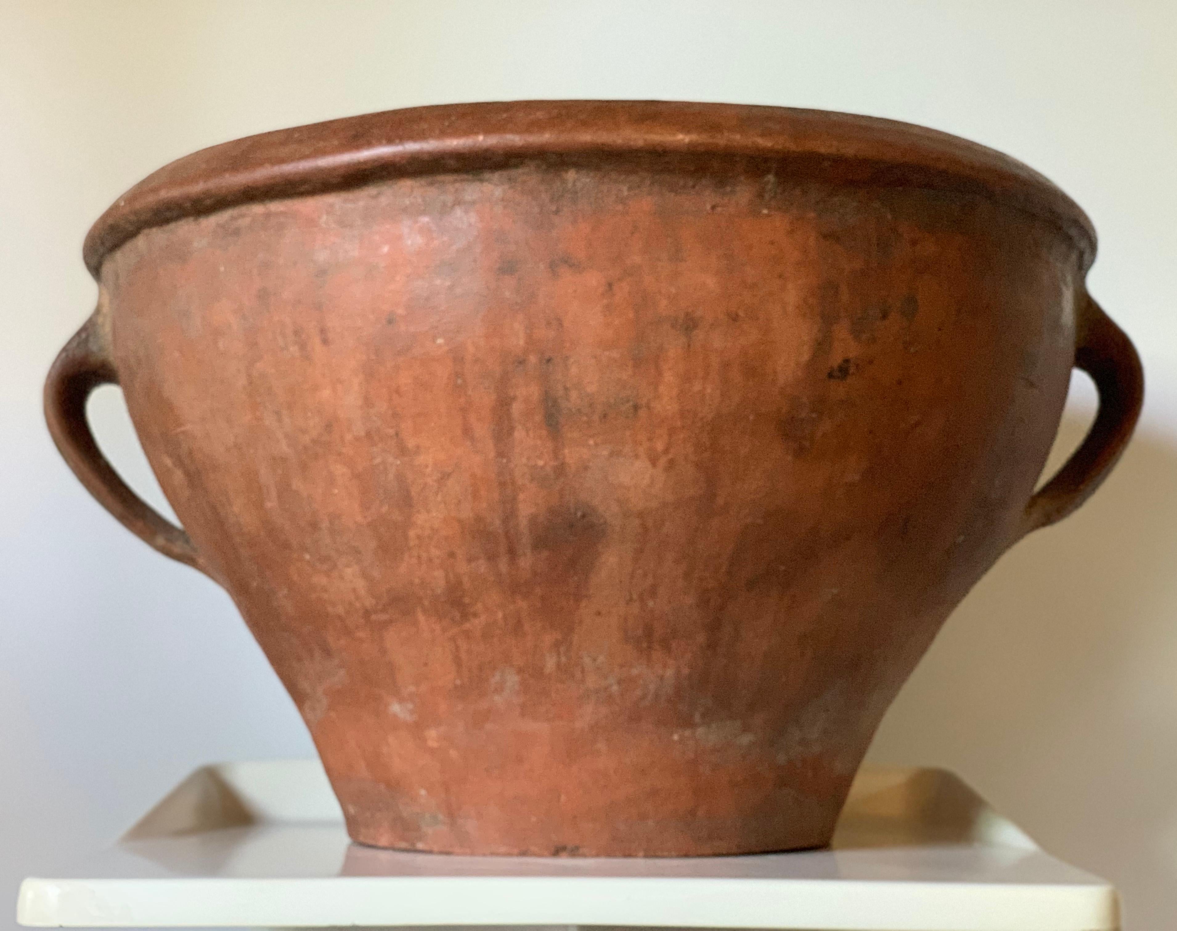 Baroque pot en terre cuite à grande échelle du 19e siècle:: Espagne en vente